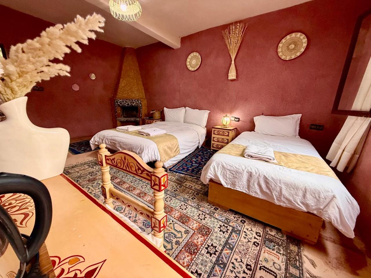 Double Room with Mountain View - Photo 2