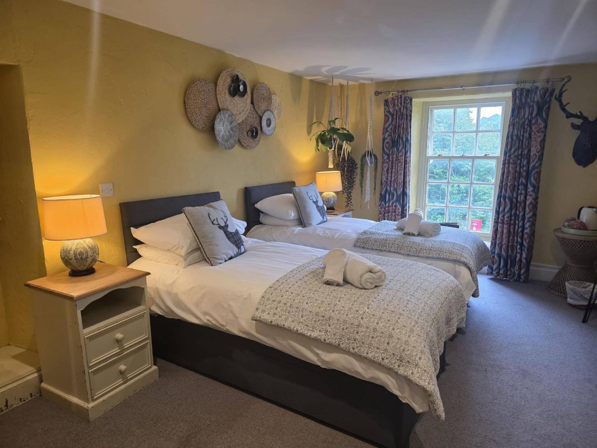 Double or Twin Room with Garden View
