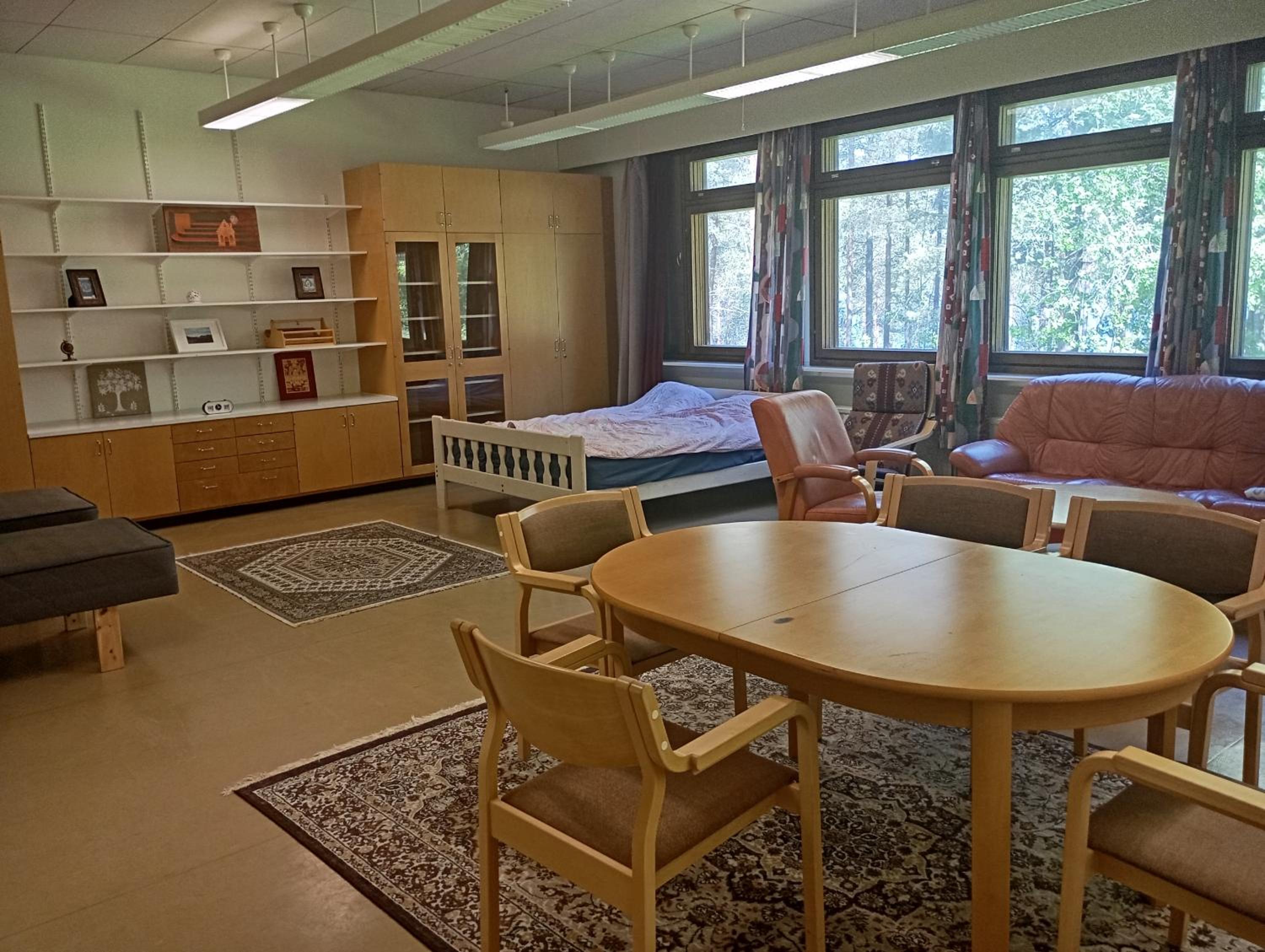 Deluxe Family Room photo 3