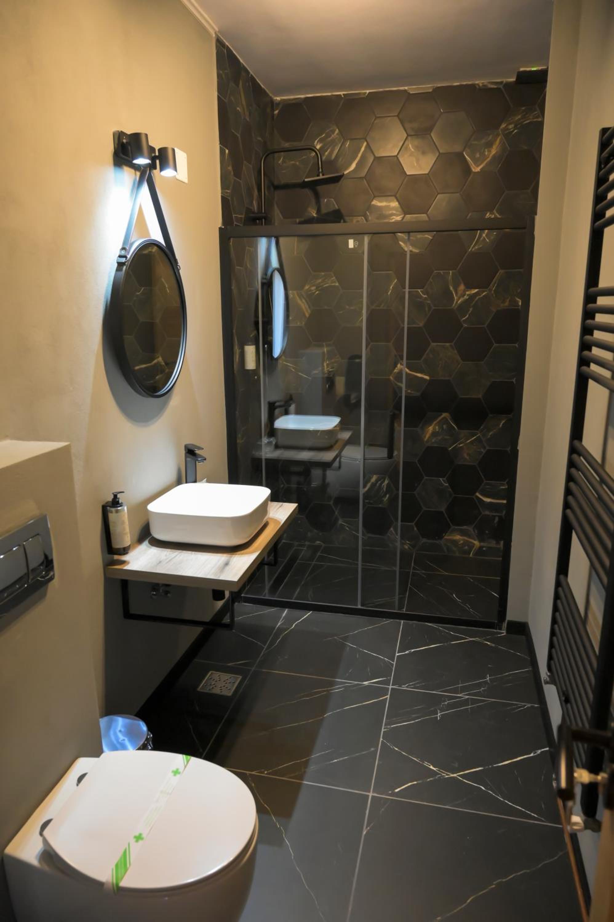 Deluxe Double Room - Photo 5