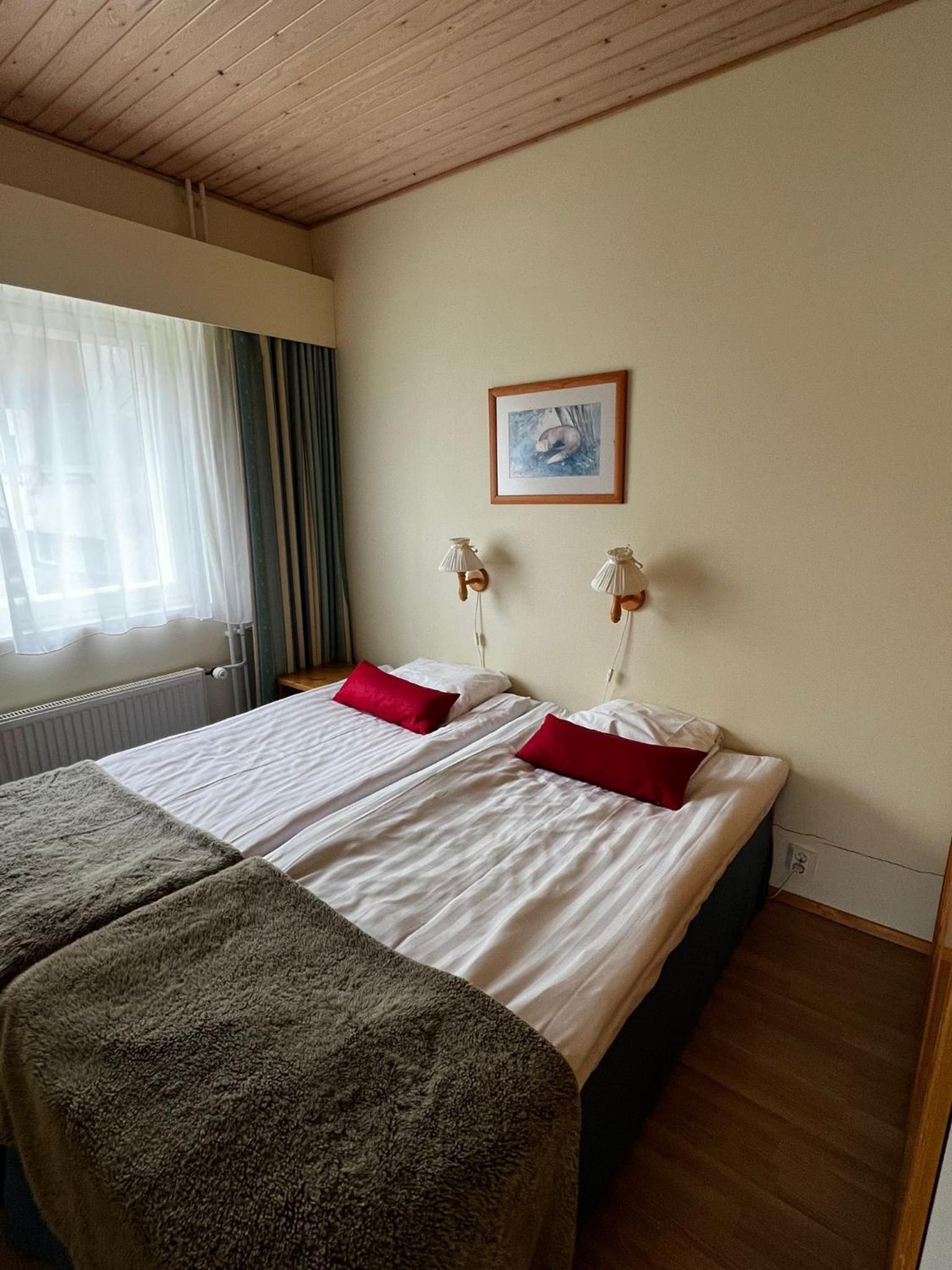 3 Bedroom Apartment - Photo 1