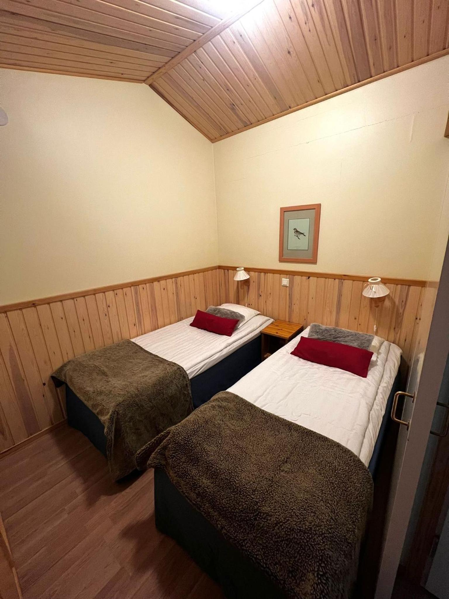 3 Bedroom Apartment - Photo 6