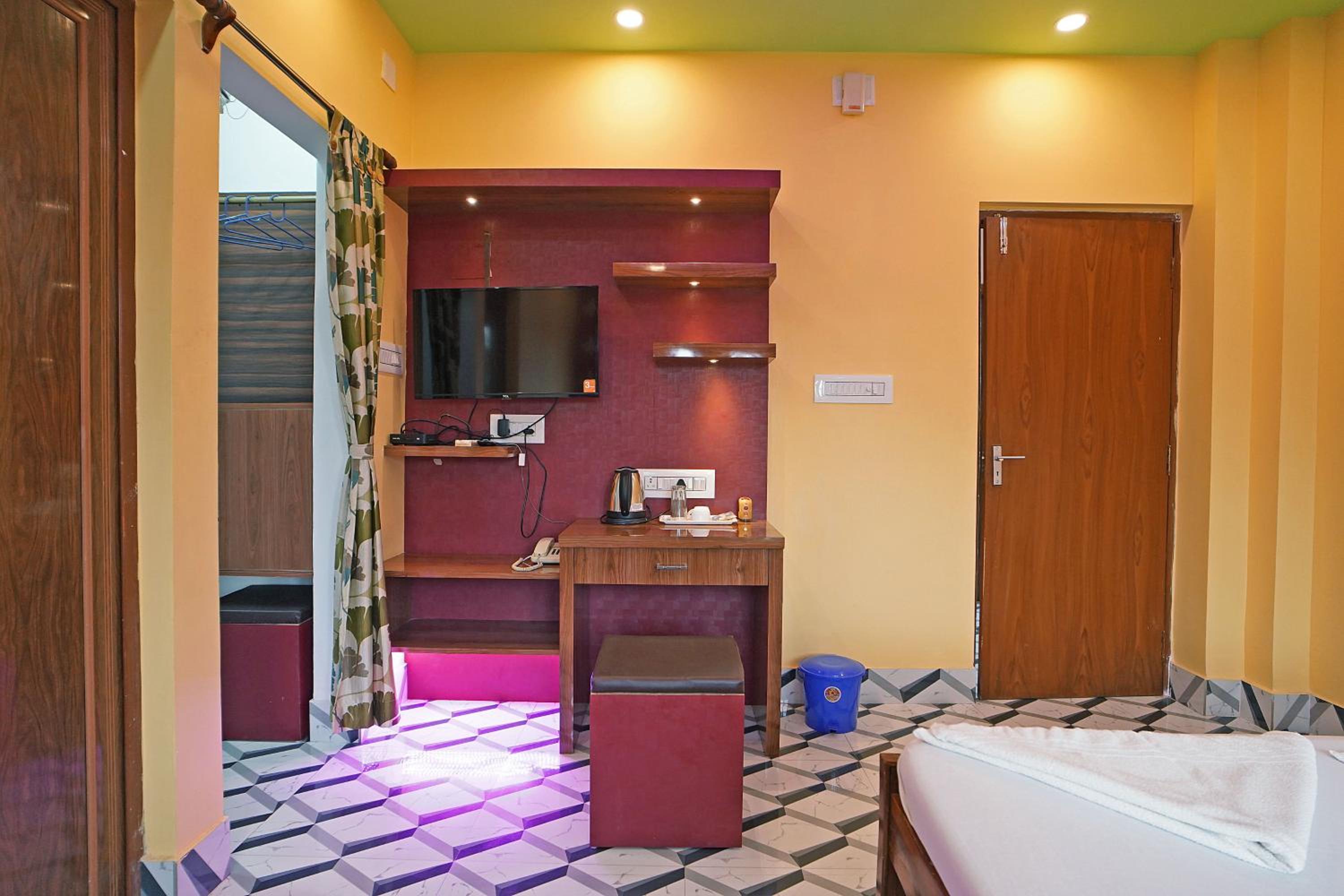 Double Room - Photo 2