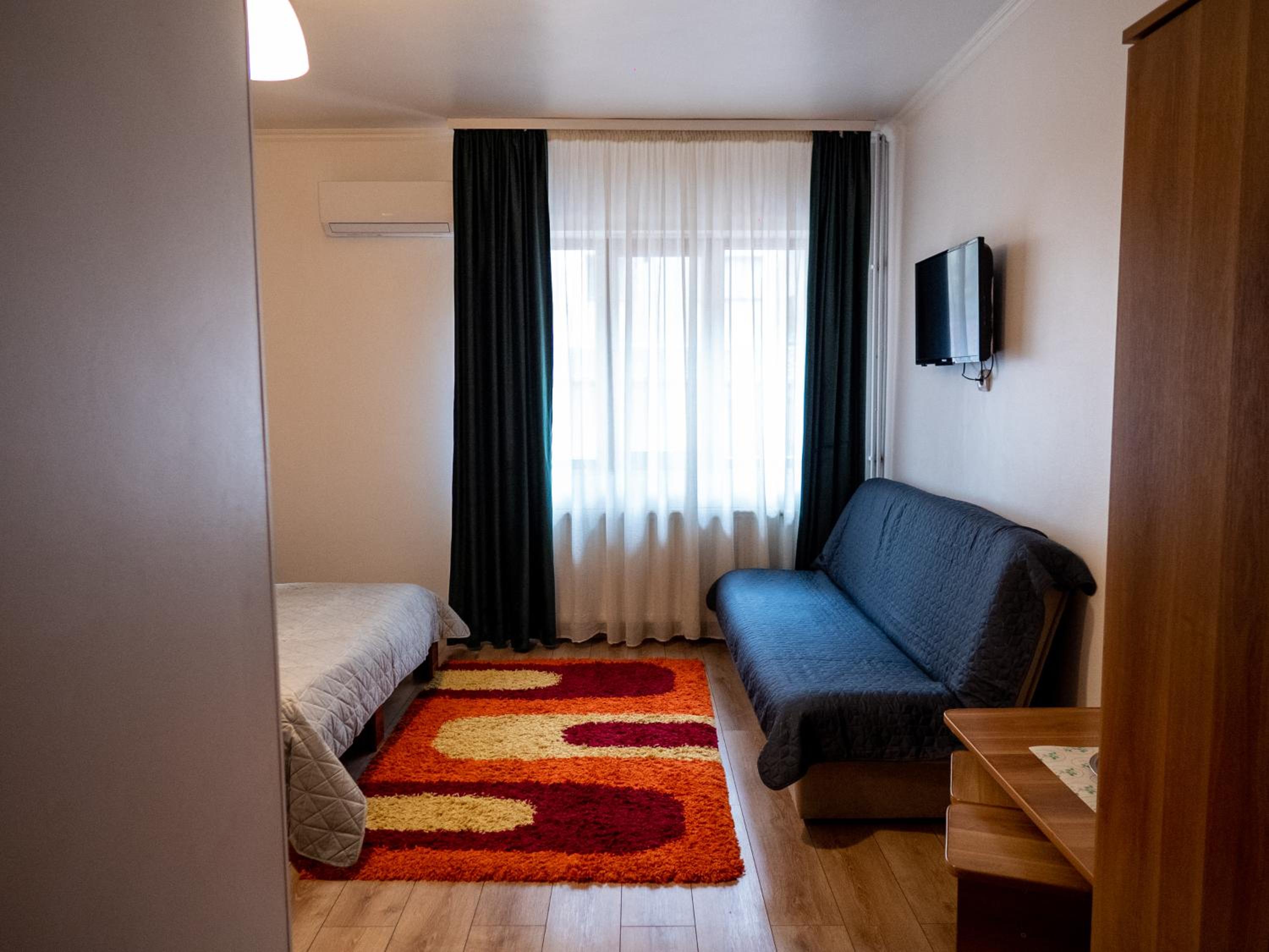 Double Room with Extra Bed photo 3