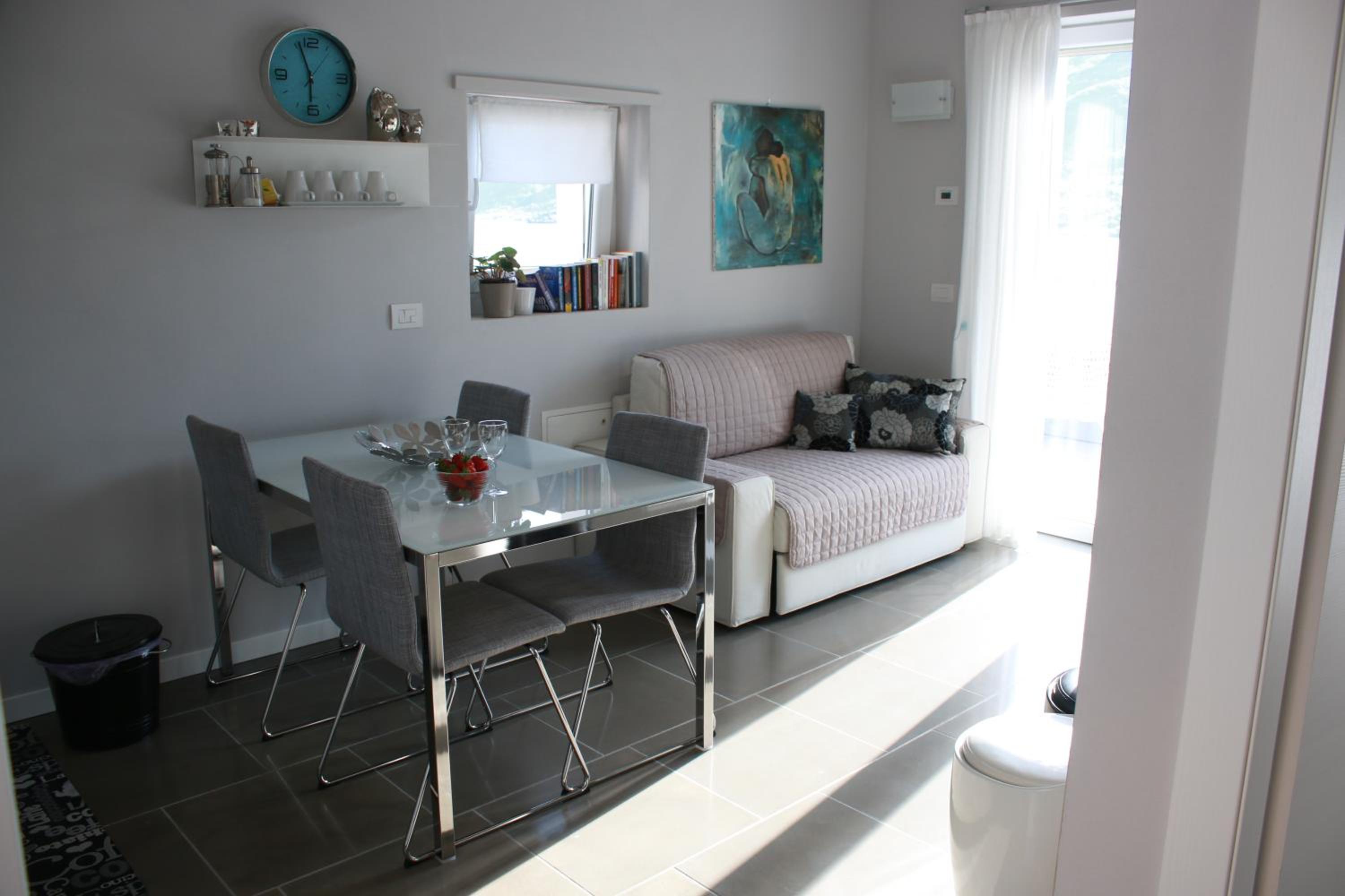 One-Bedroom Apartment 6 with Lake View - Annex photo 3