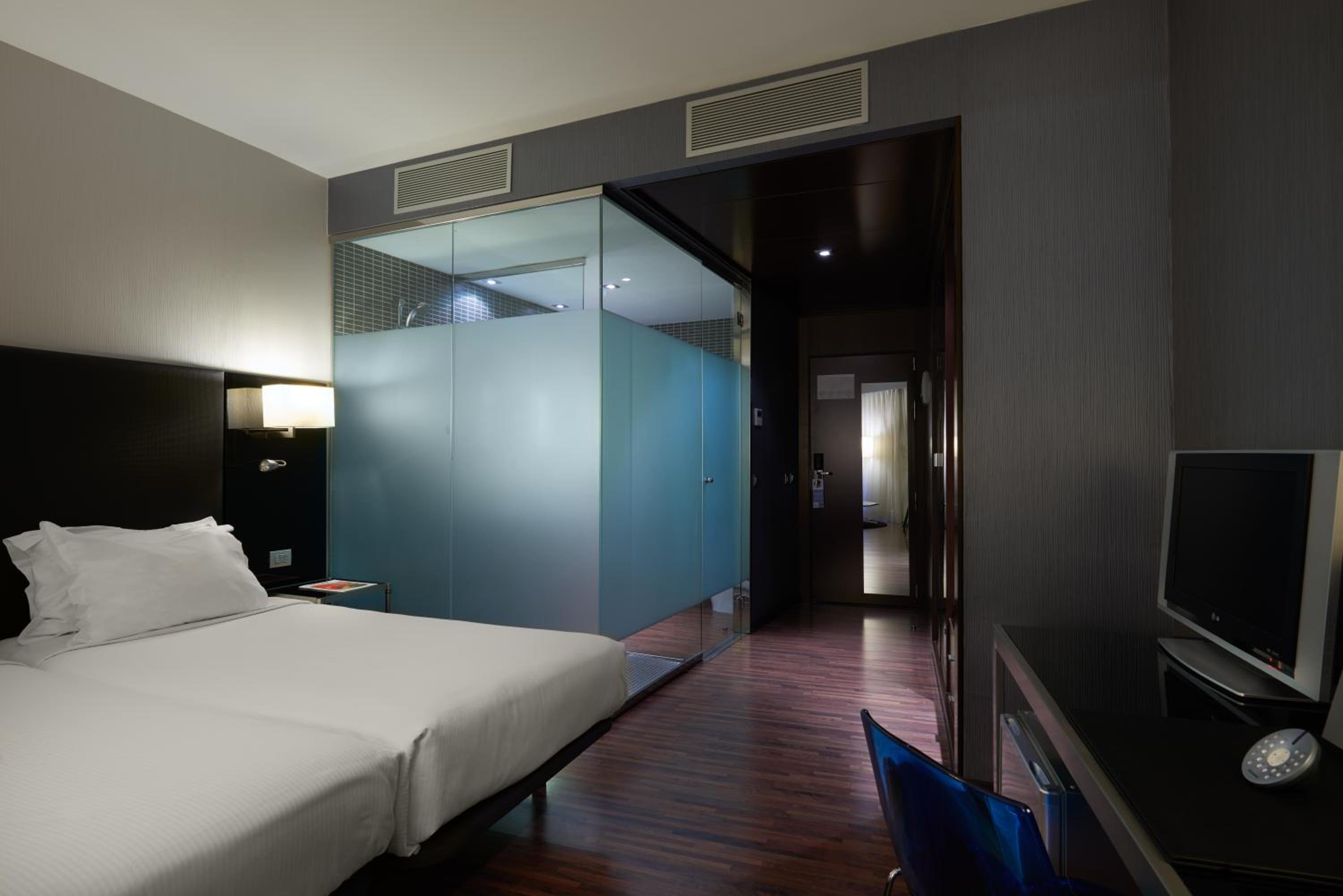 Double or Twin Room with Extra Bed