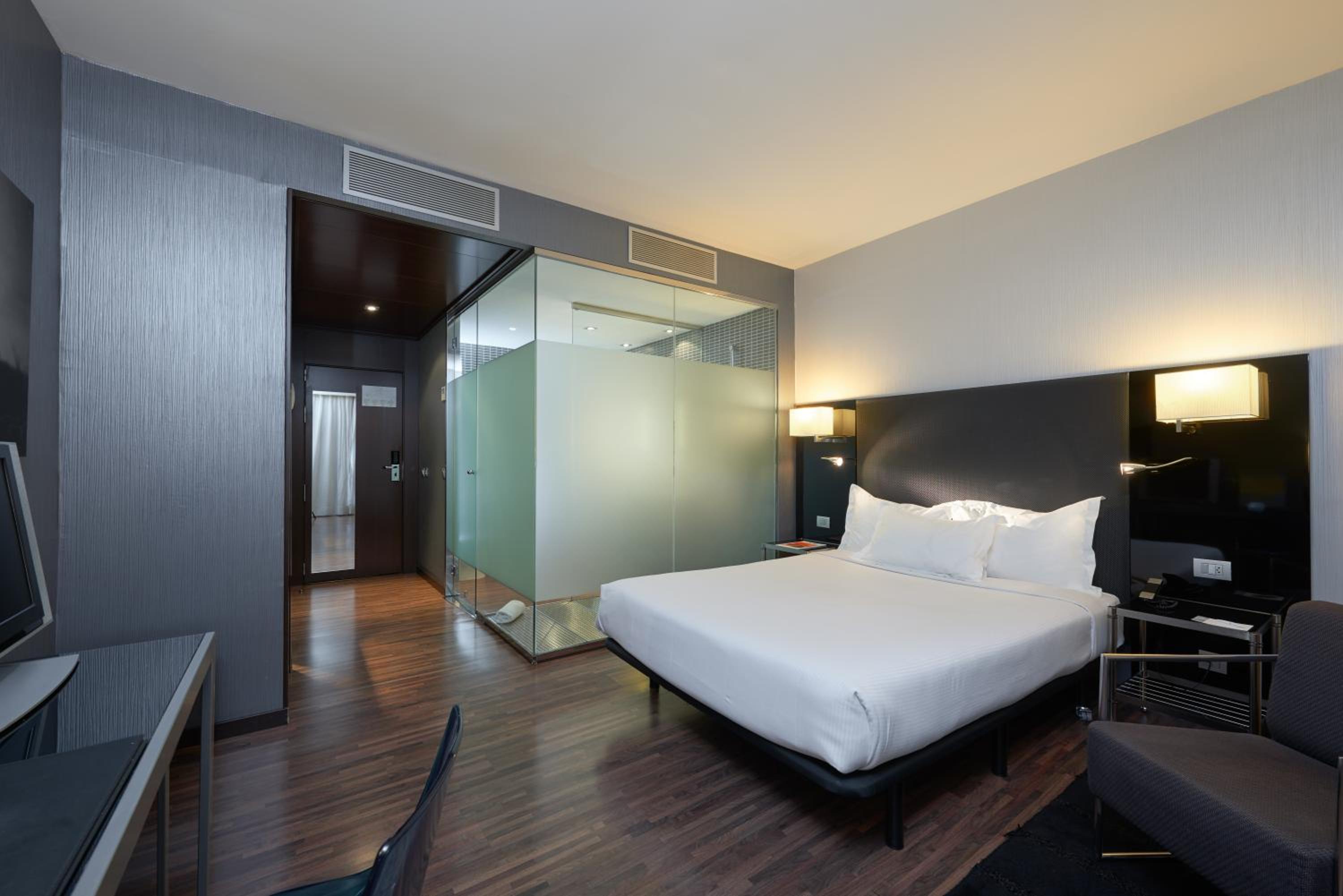 Double or Twin Room with Extra Bed