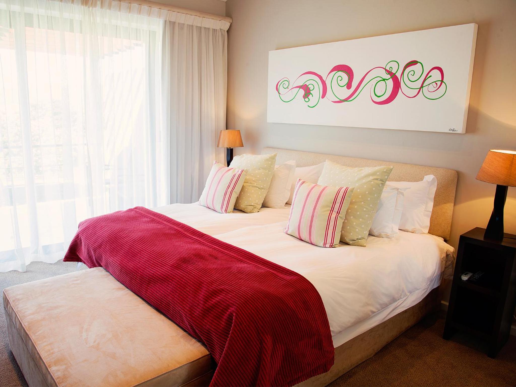 Two-Bedroom Suite with King Bed and 2 Singles - Photo 1