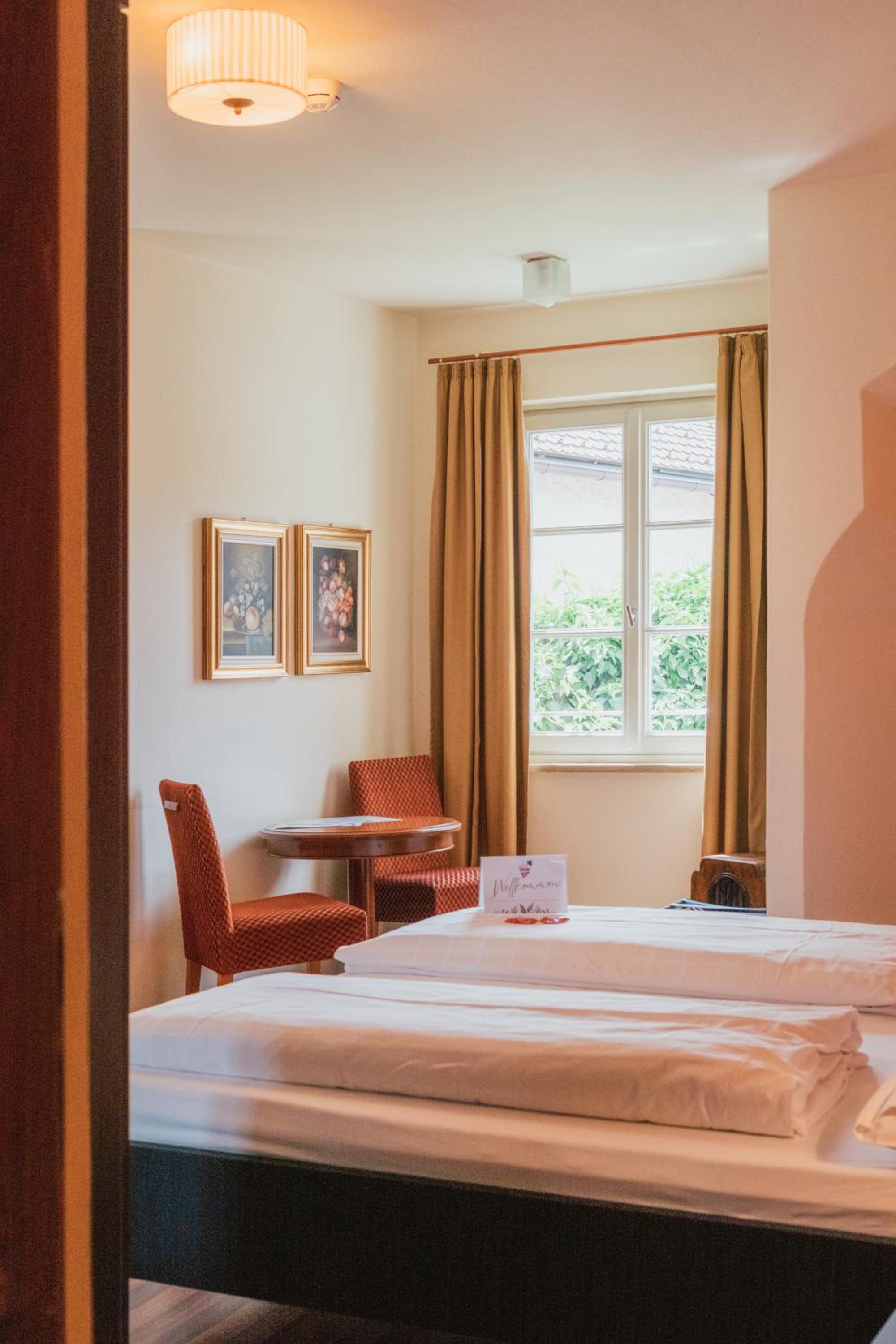 Junior Suite with Mountain View - Photo 1