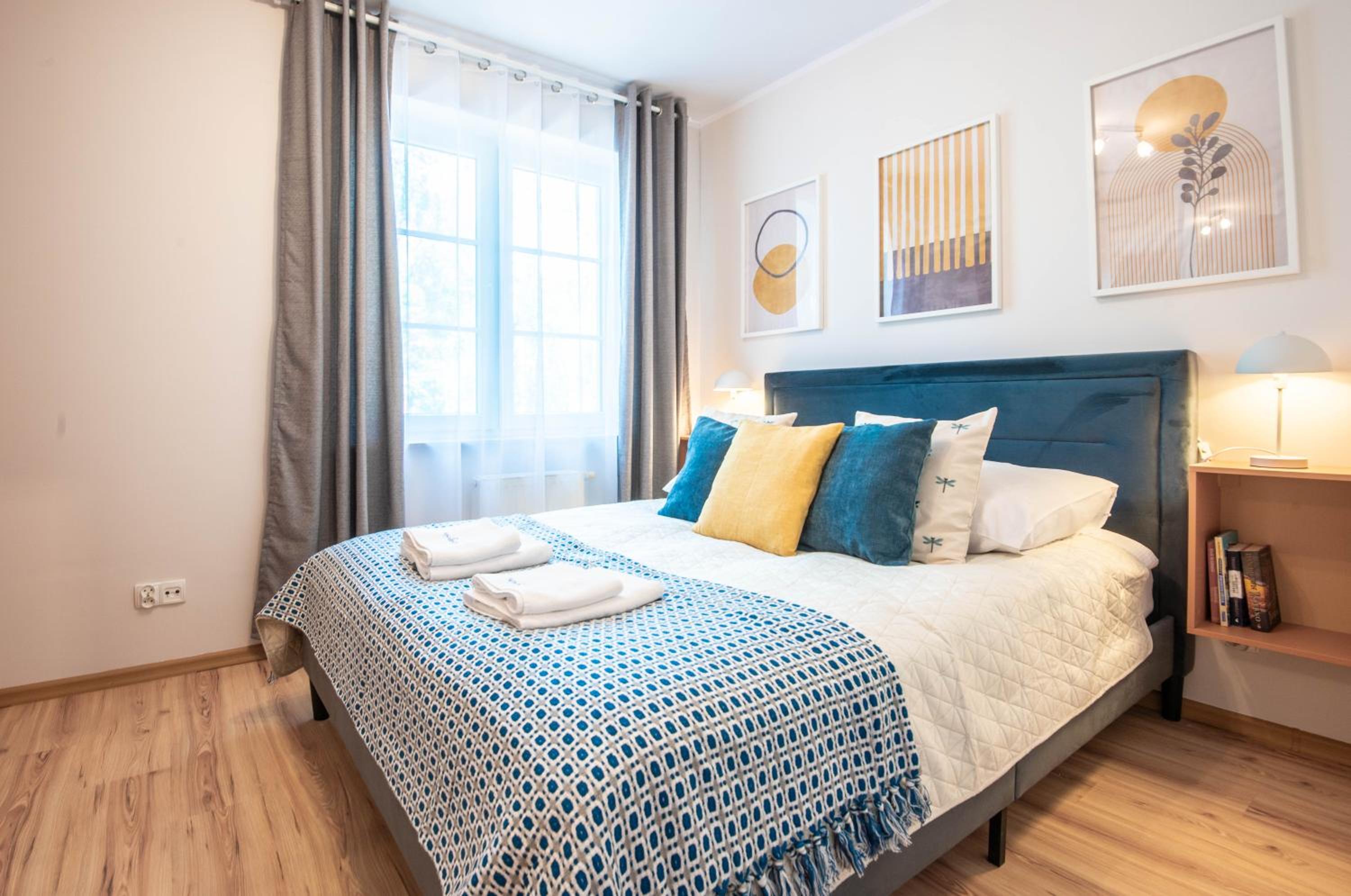 Family Two-Bedroom Apartment with View