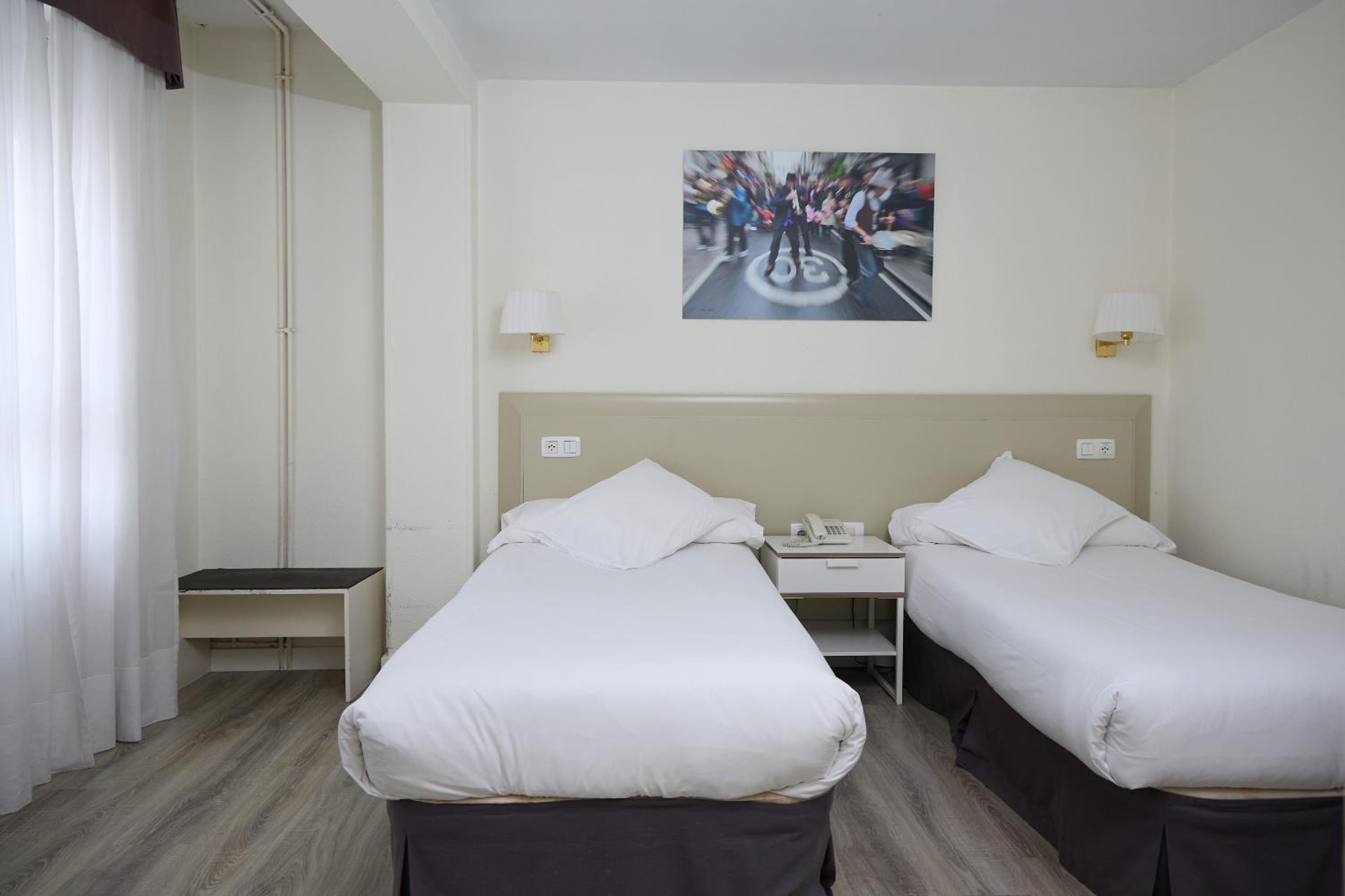 Twin Room photo 2