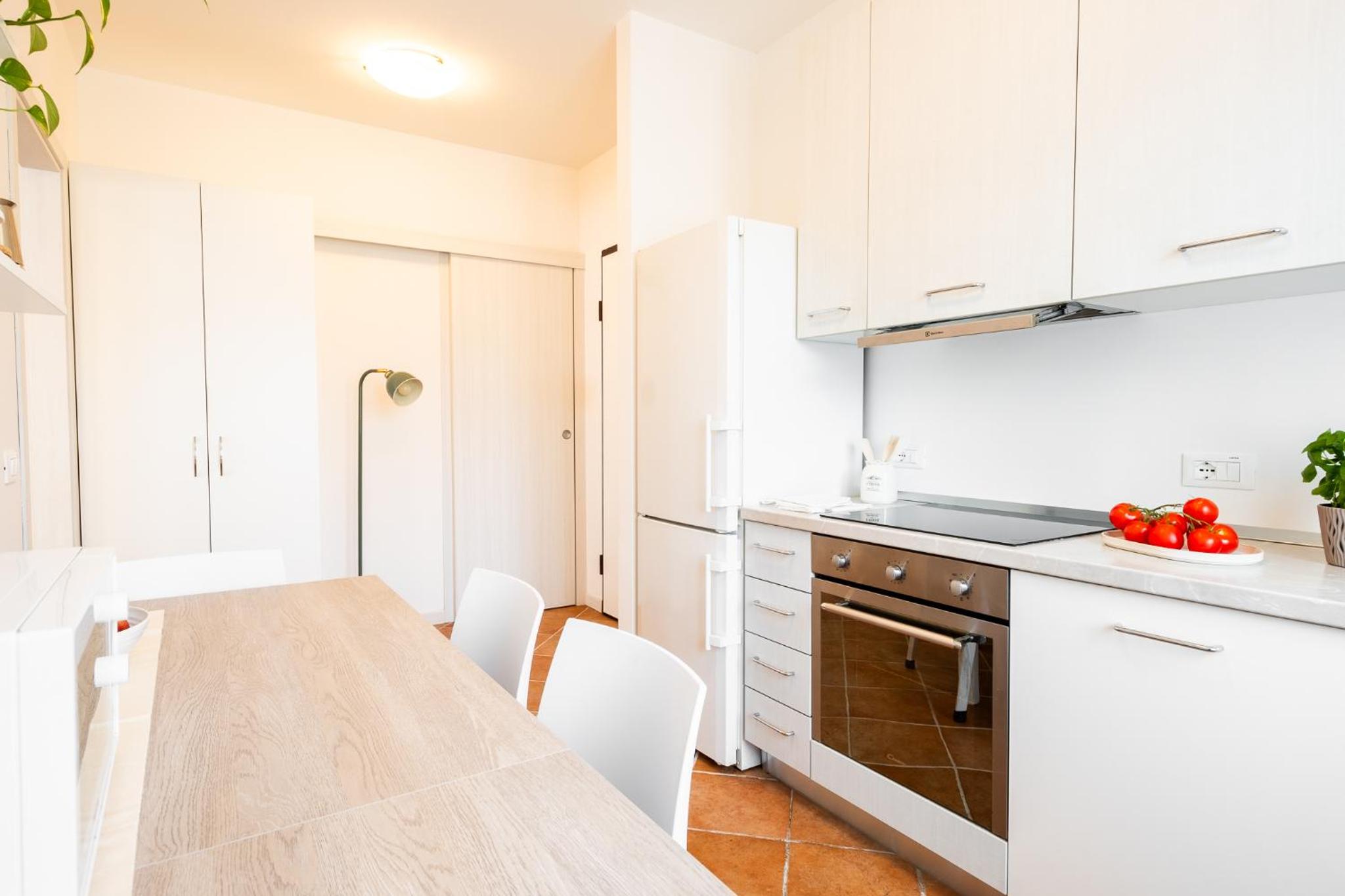 Three-Bedroom Apartment with Balcony photo 1