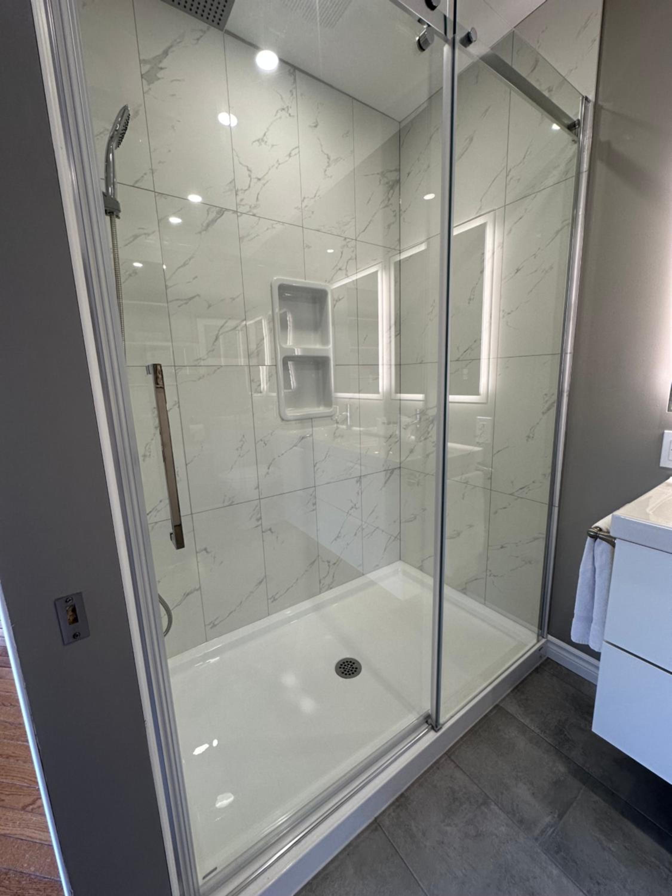 One-Bedroom Suite photo 3