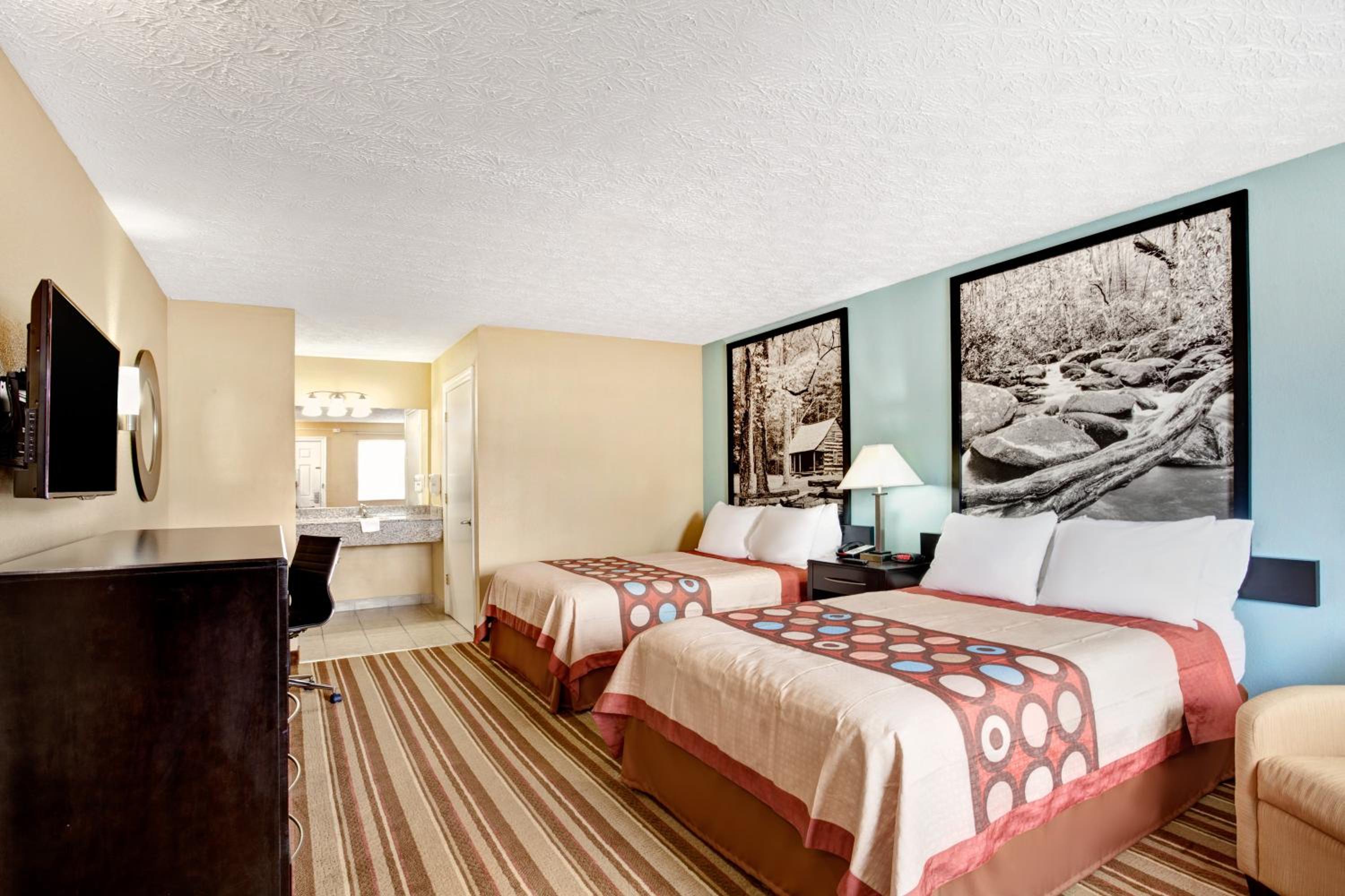 Double Room with Two Double Beds - Smoking - Photo 5