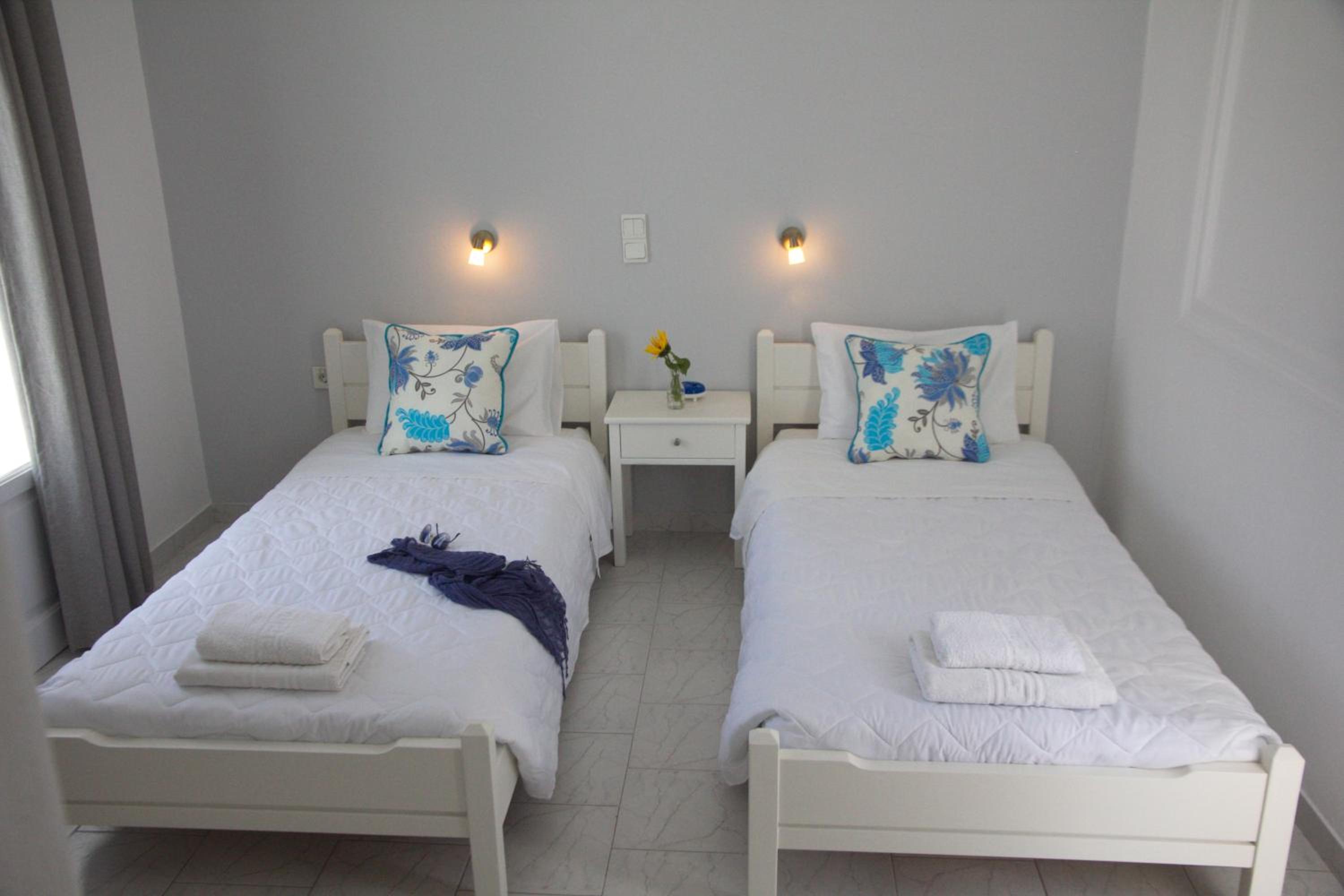 Double or Twin Room with Balcony photo 2