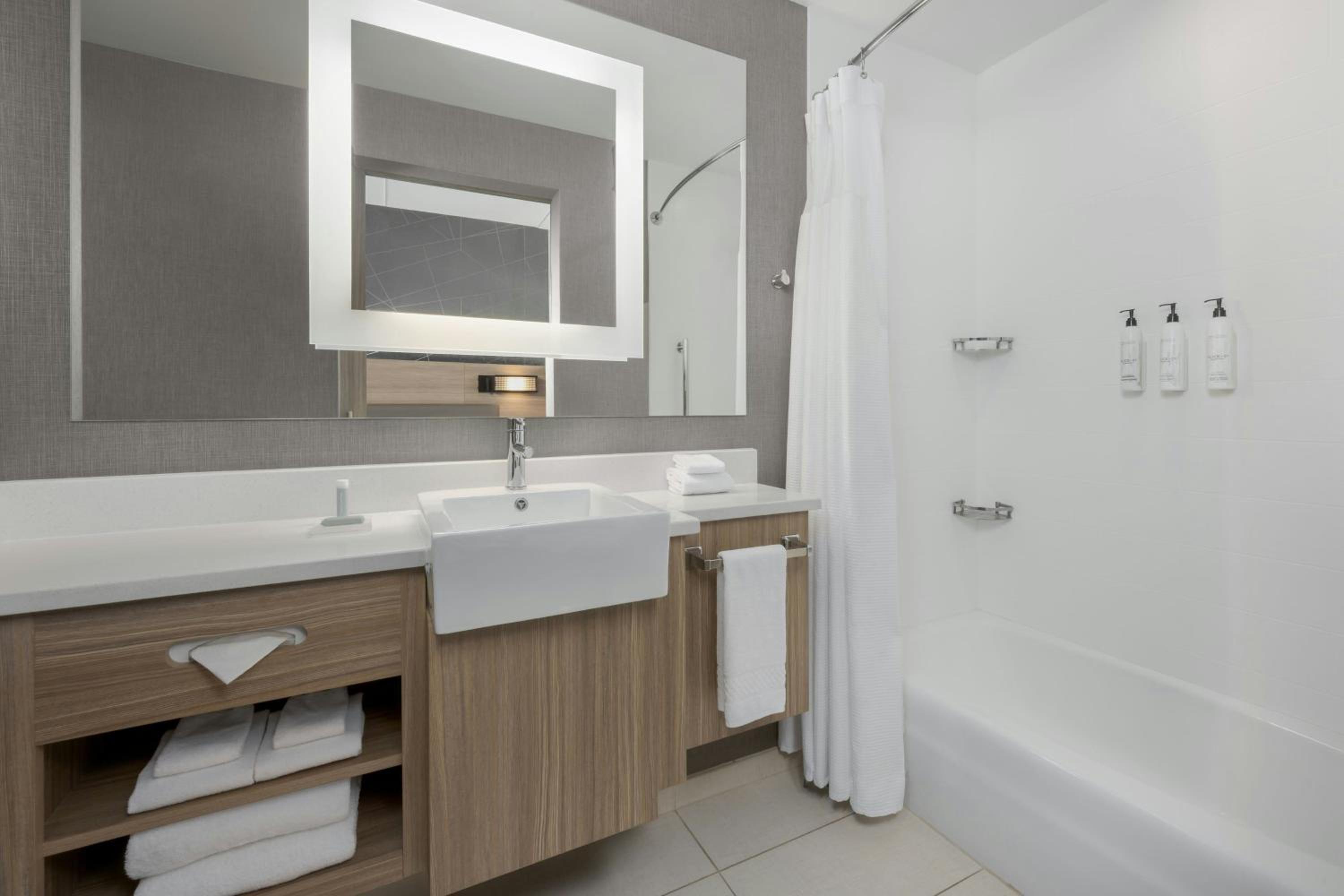 Suite with Two Queen Beds and Roll-in Shower - Mobility and Hearing Accessible photo 2