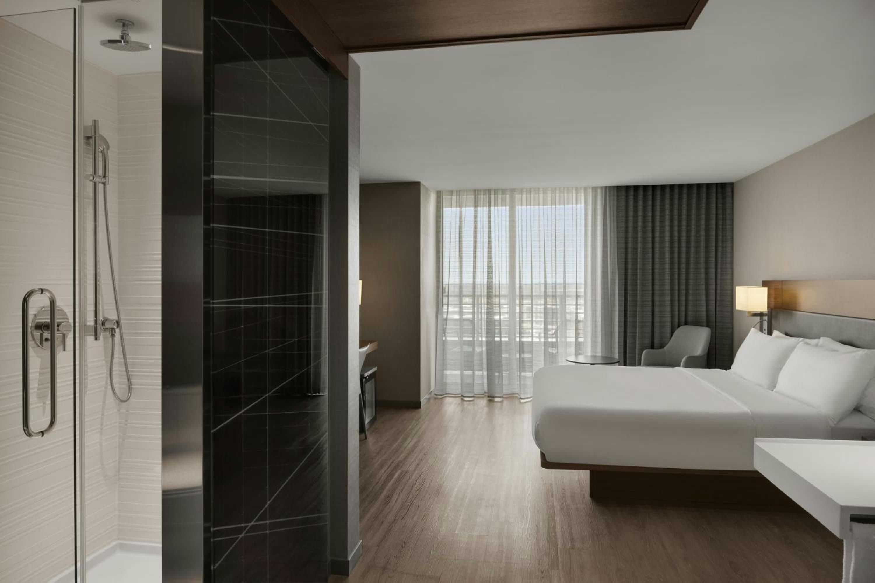 King Suite with Sofa Bed - Hearing Accessible