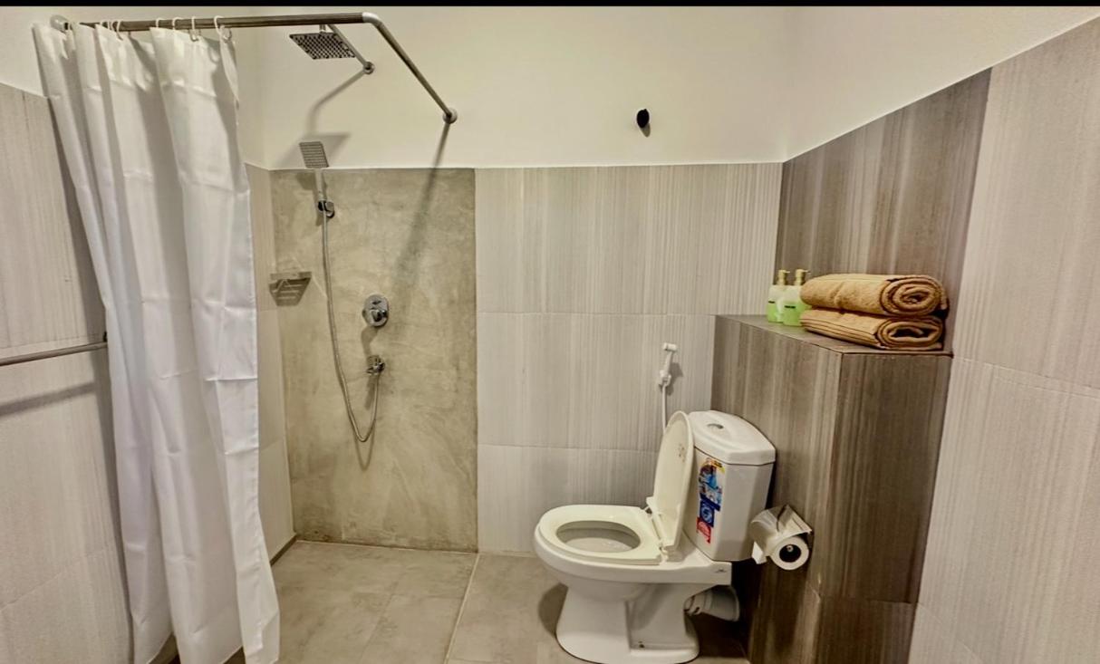 Deluxe King Room photo 1