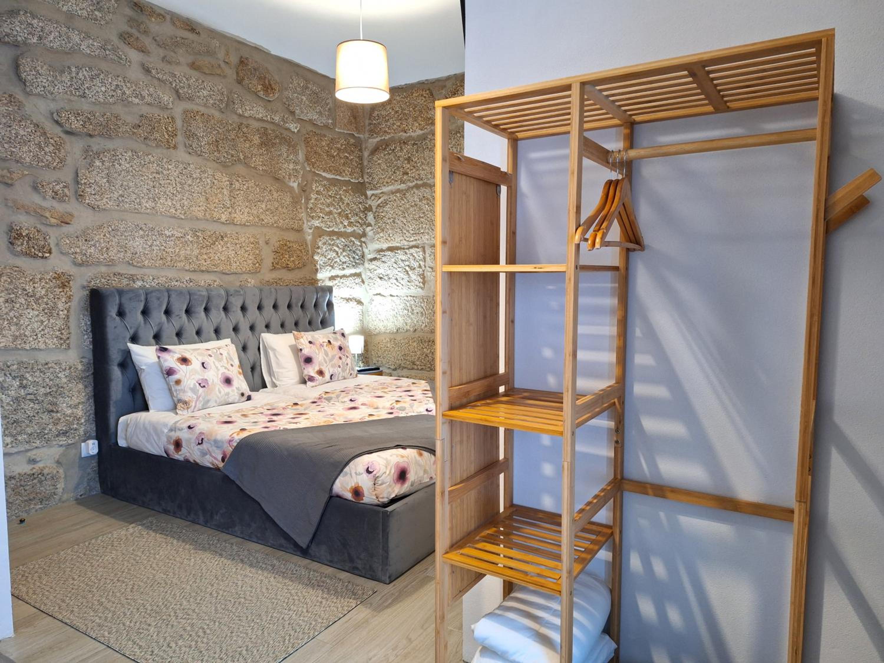 Double or Twin Room with Private Bathroom photo 2