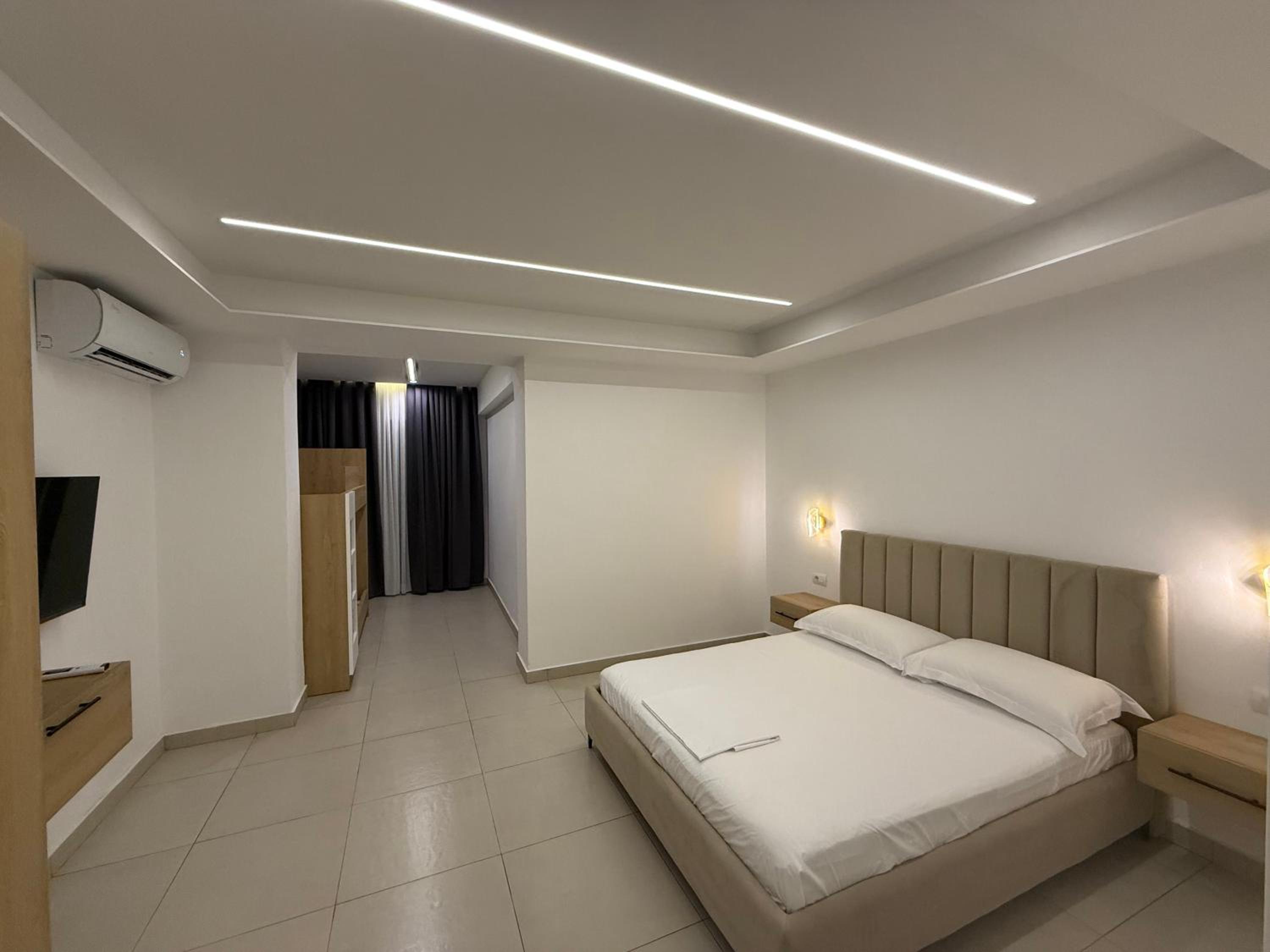 One-Bedroom Apartment with Balcony