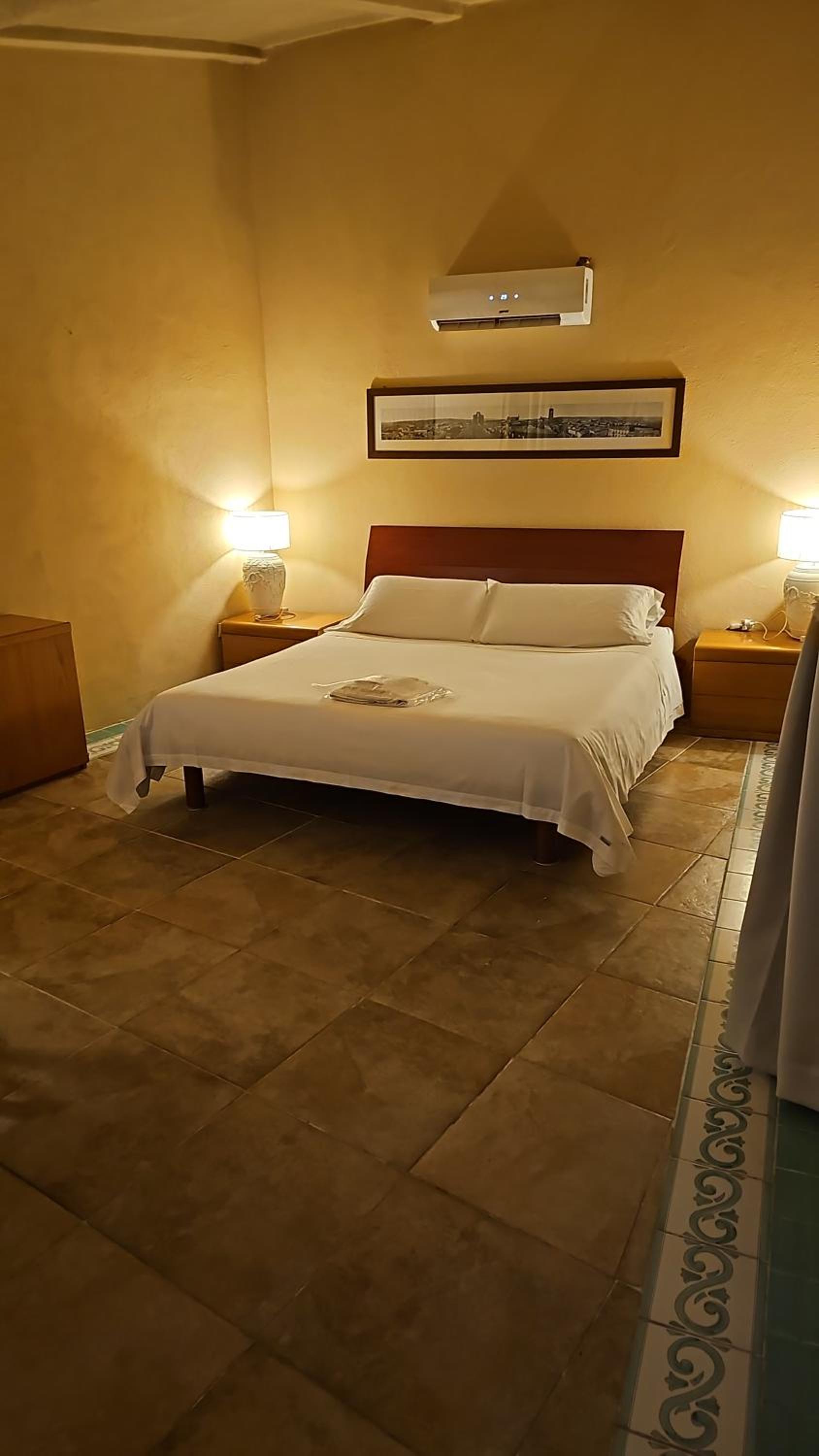 Triple Room with Bathroom photo 1
