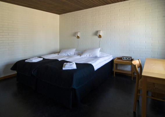 Double or Twin Room - Photo 8