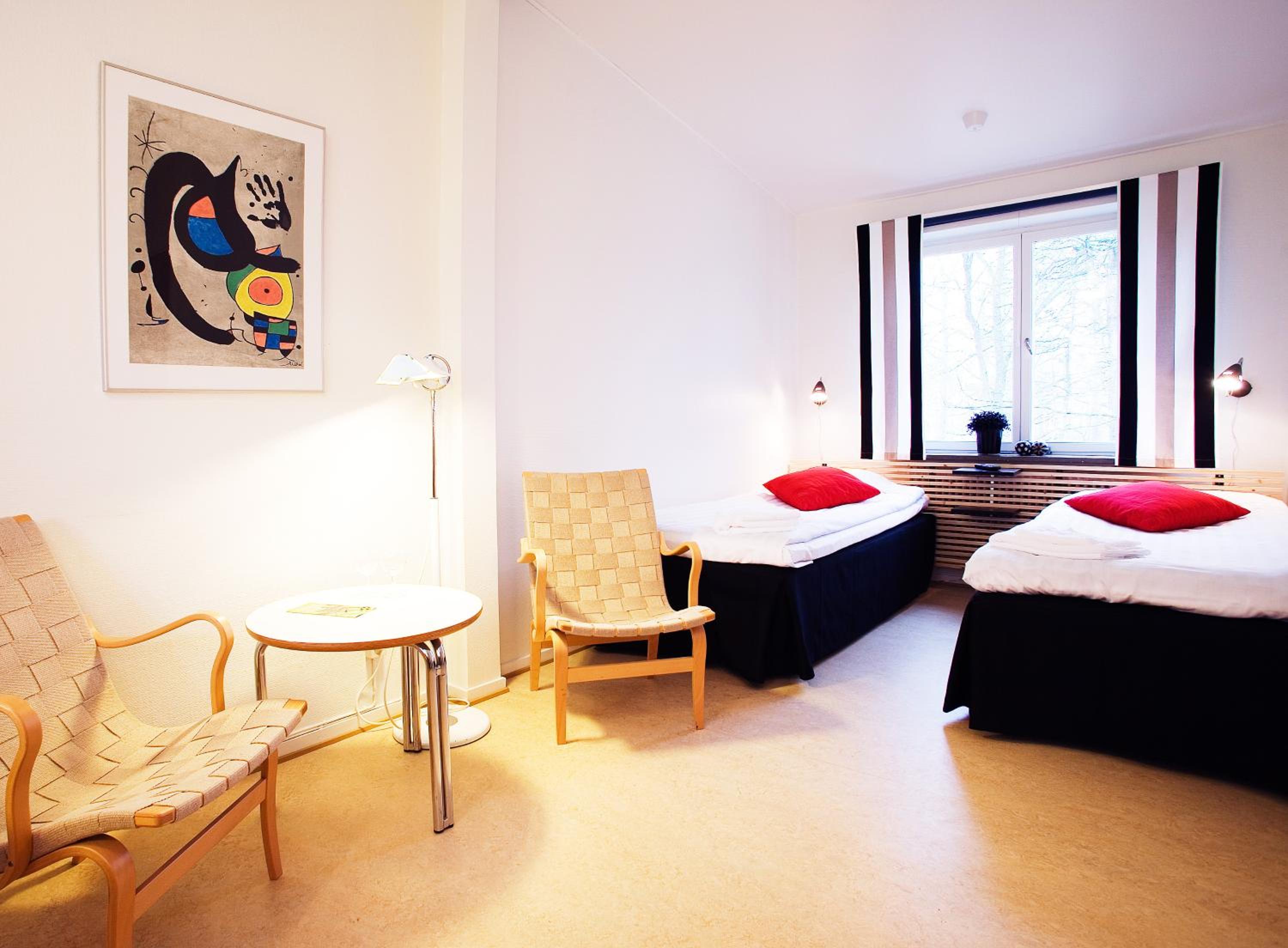 Double or Twin Room - Photo 7