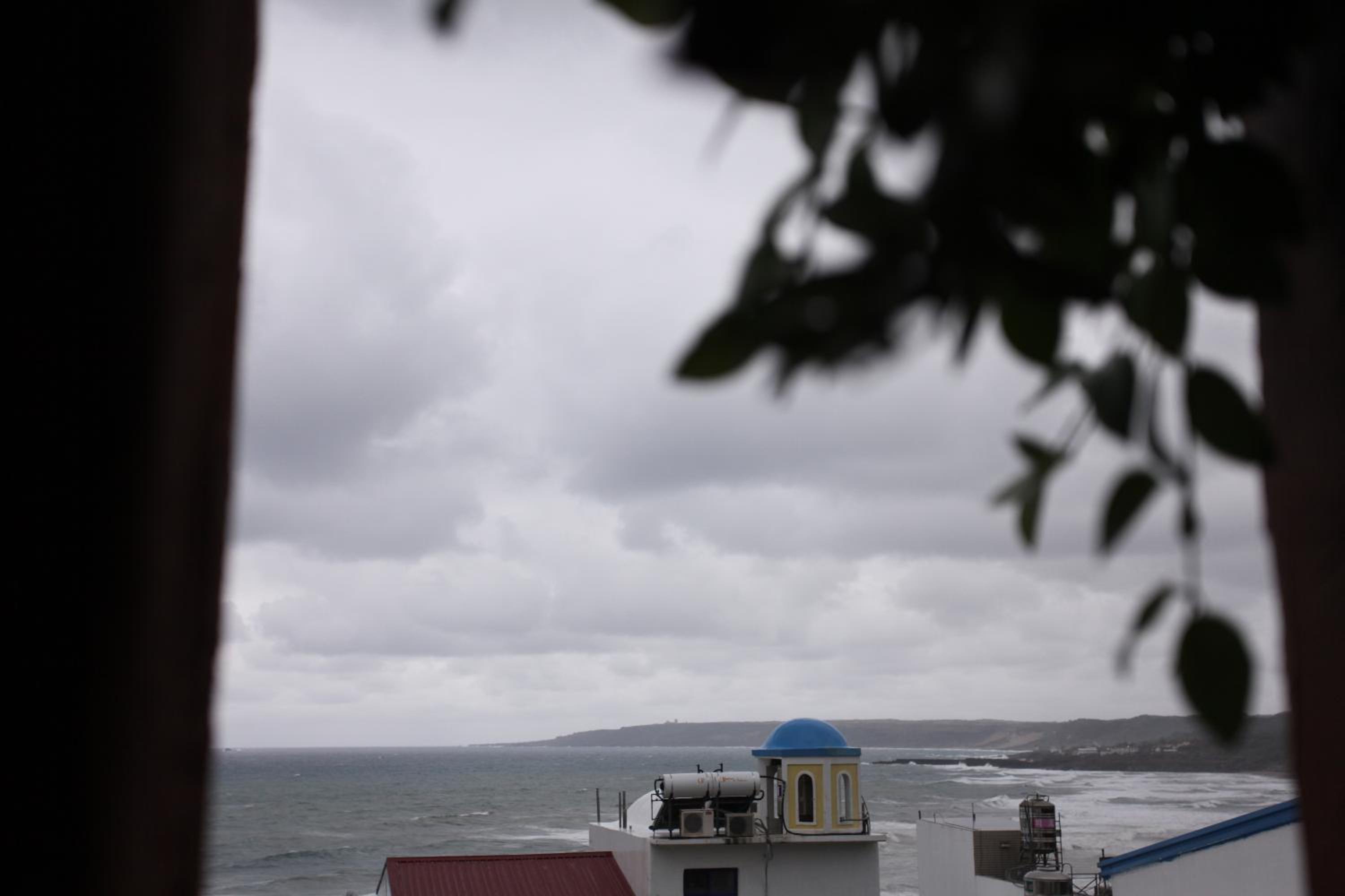 Double Room with Sea View - Photo 12