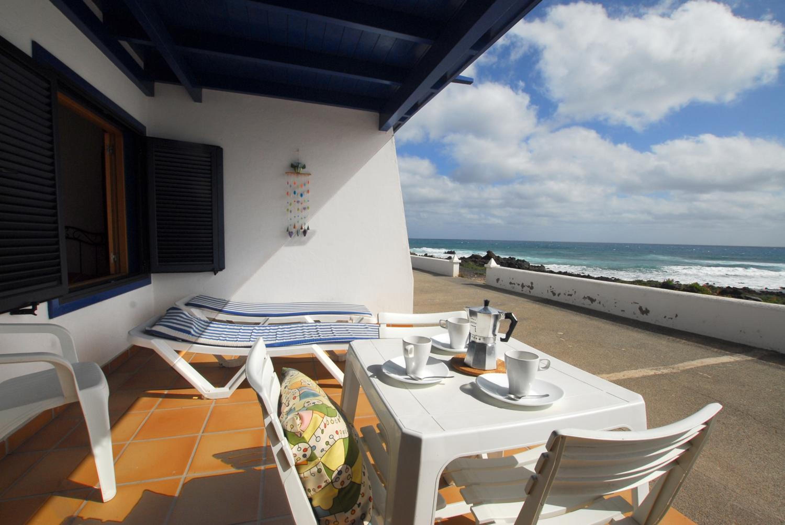 Apartment with Sea View photo 3
