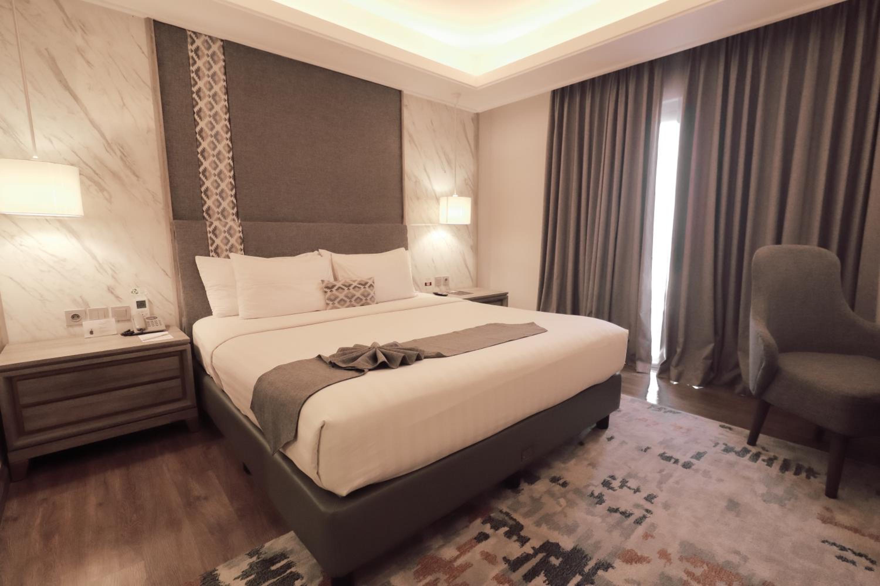 Deluxe Premier Room - Photo 1