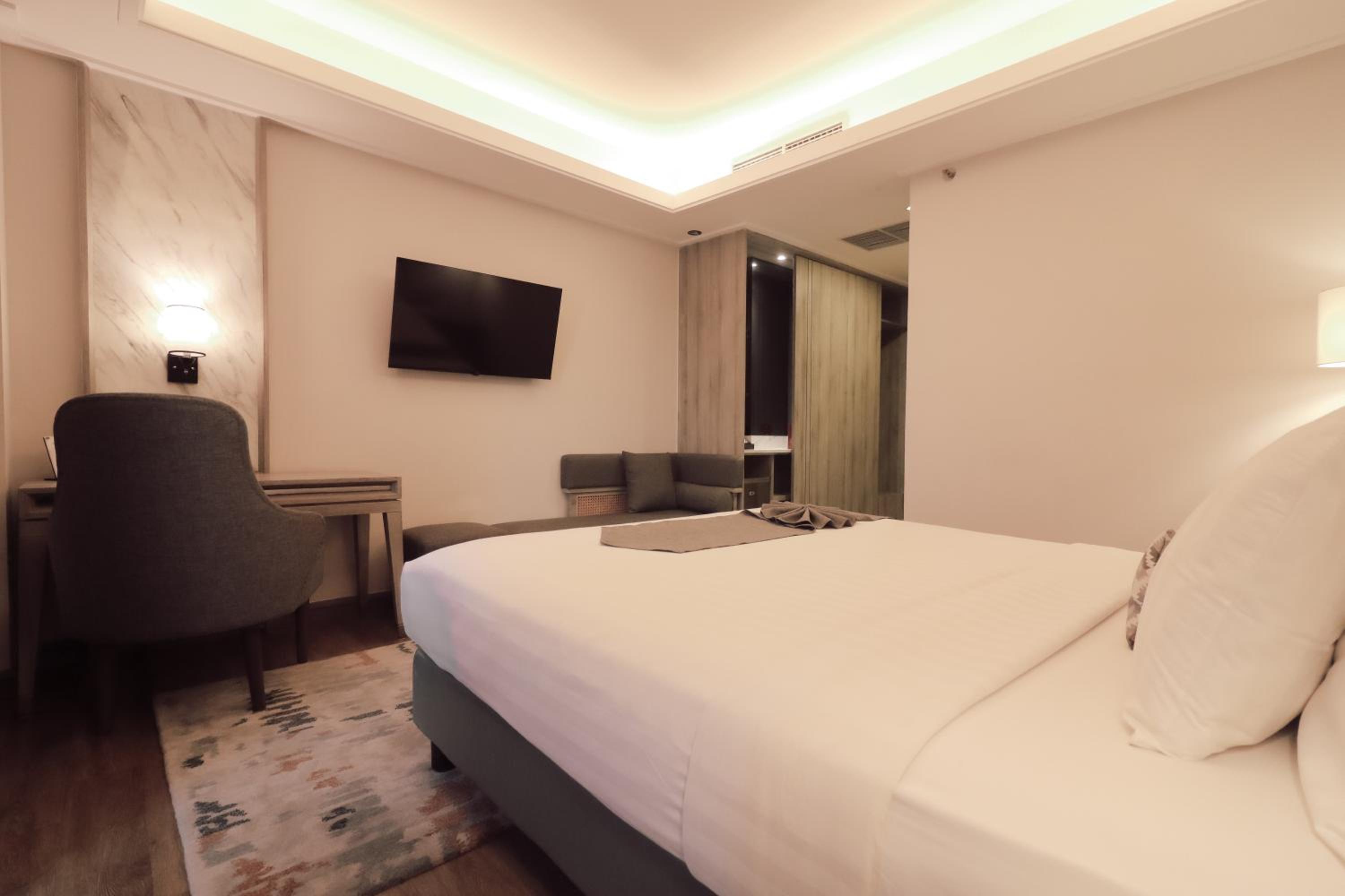Deluxe Premier Room - Photo 2