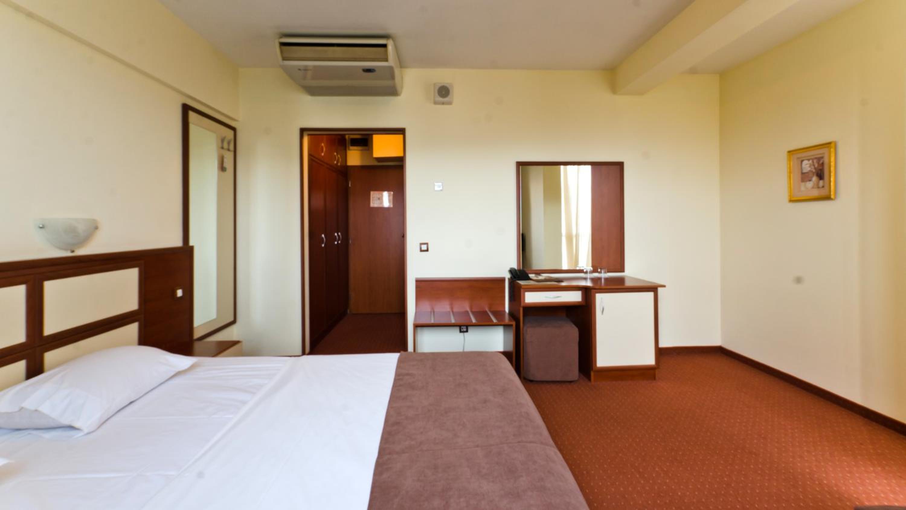 Superior Double Room - Photo 9