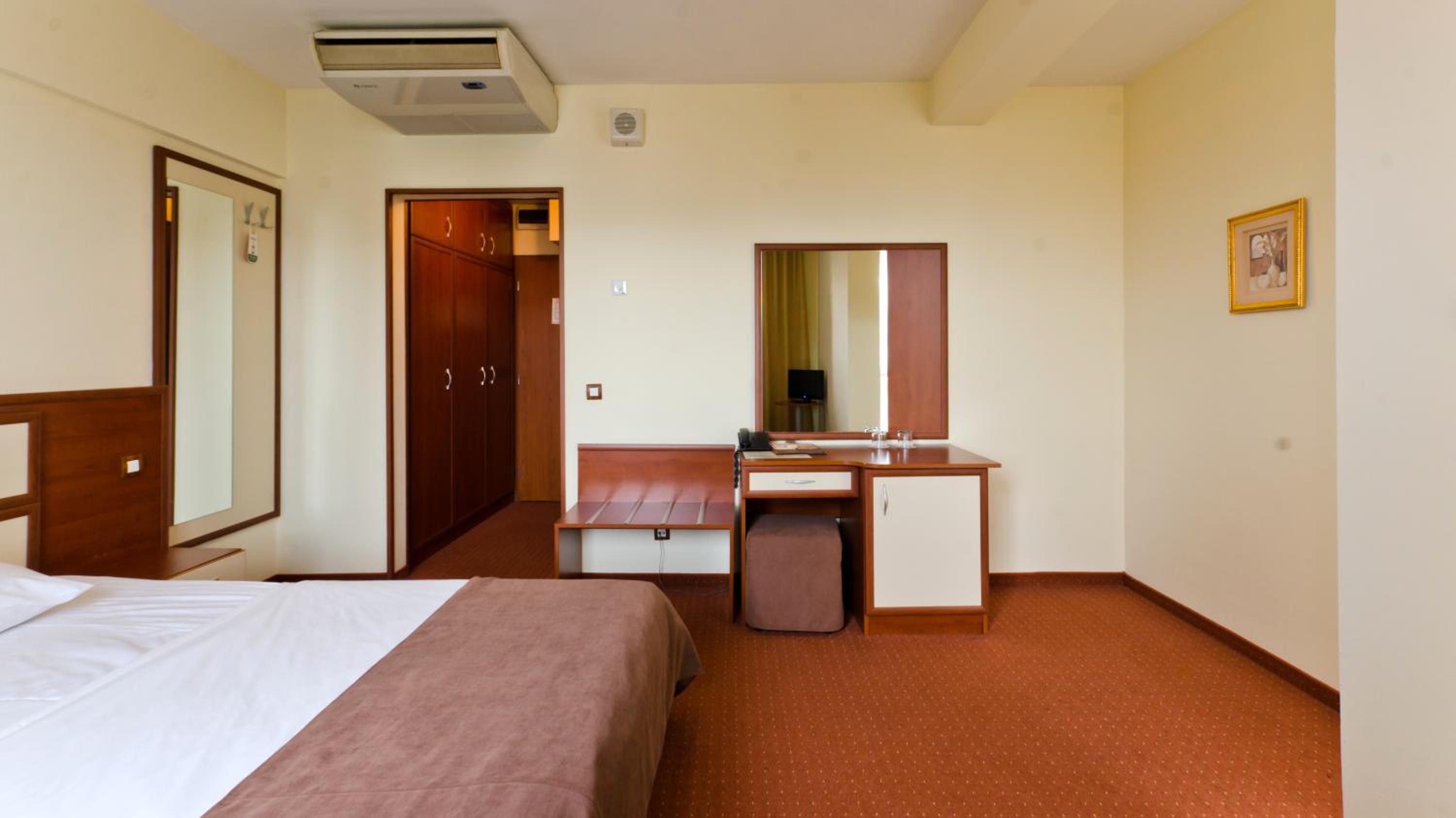 Superior Double Room - Photo 4