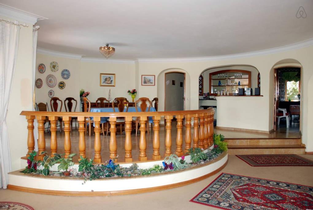 Villa with Private Pool - Photo 12