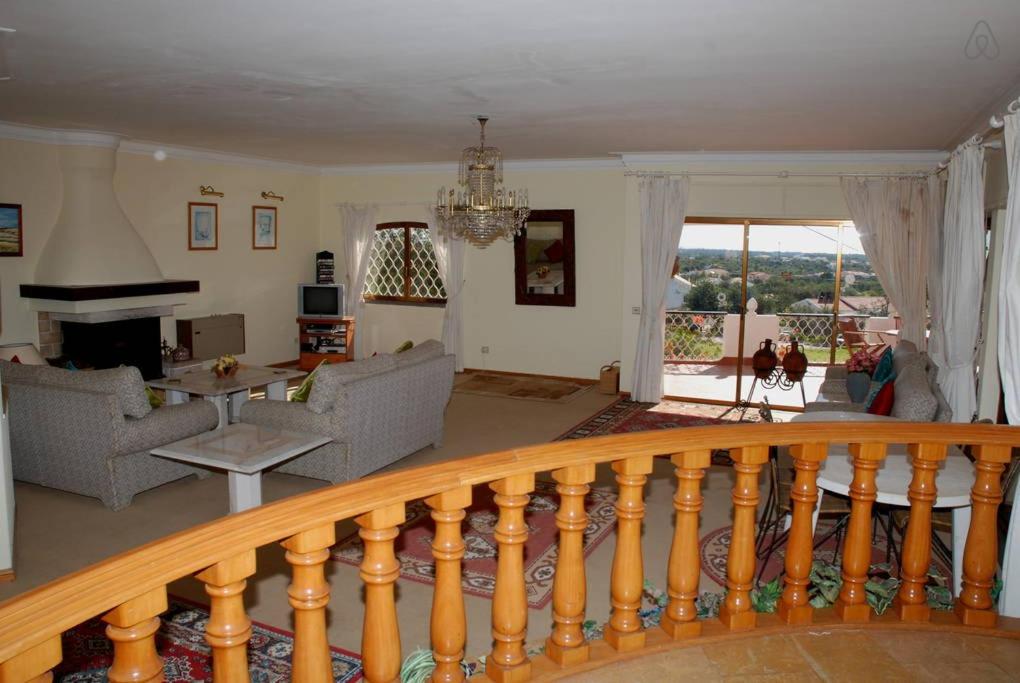 Villa with Private Pool - Photo 7