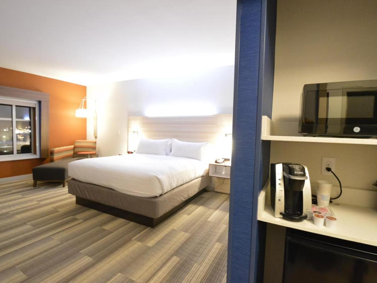 Standard Room photo 3