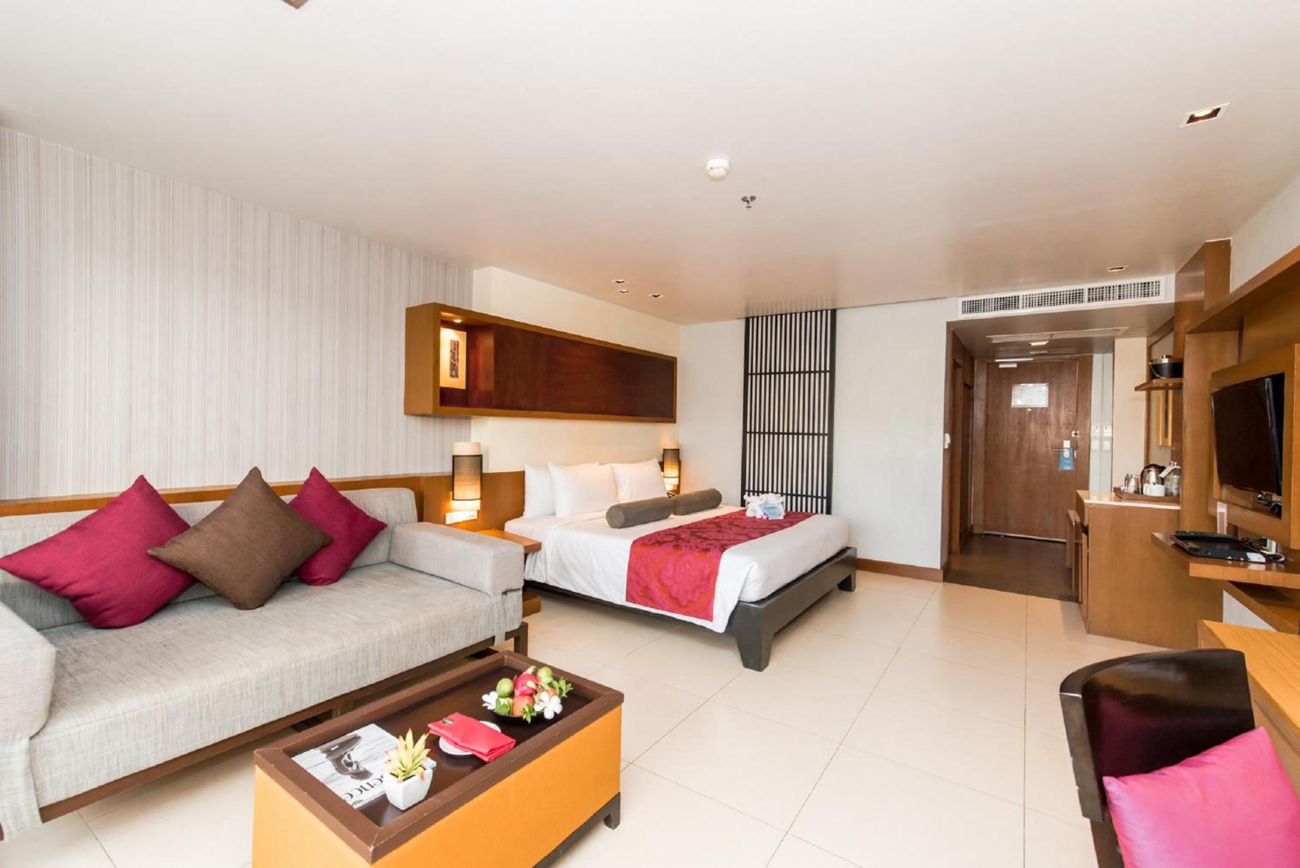 Deluxe Double Room - Photo 10