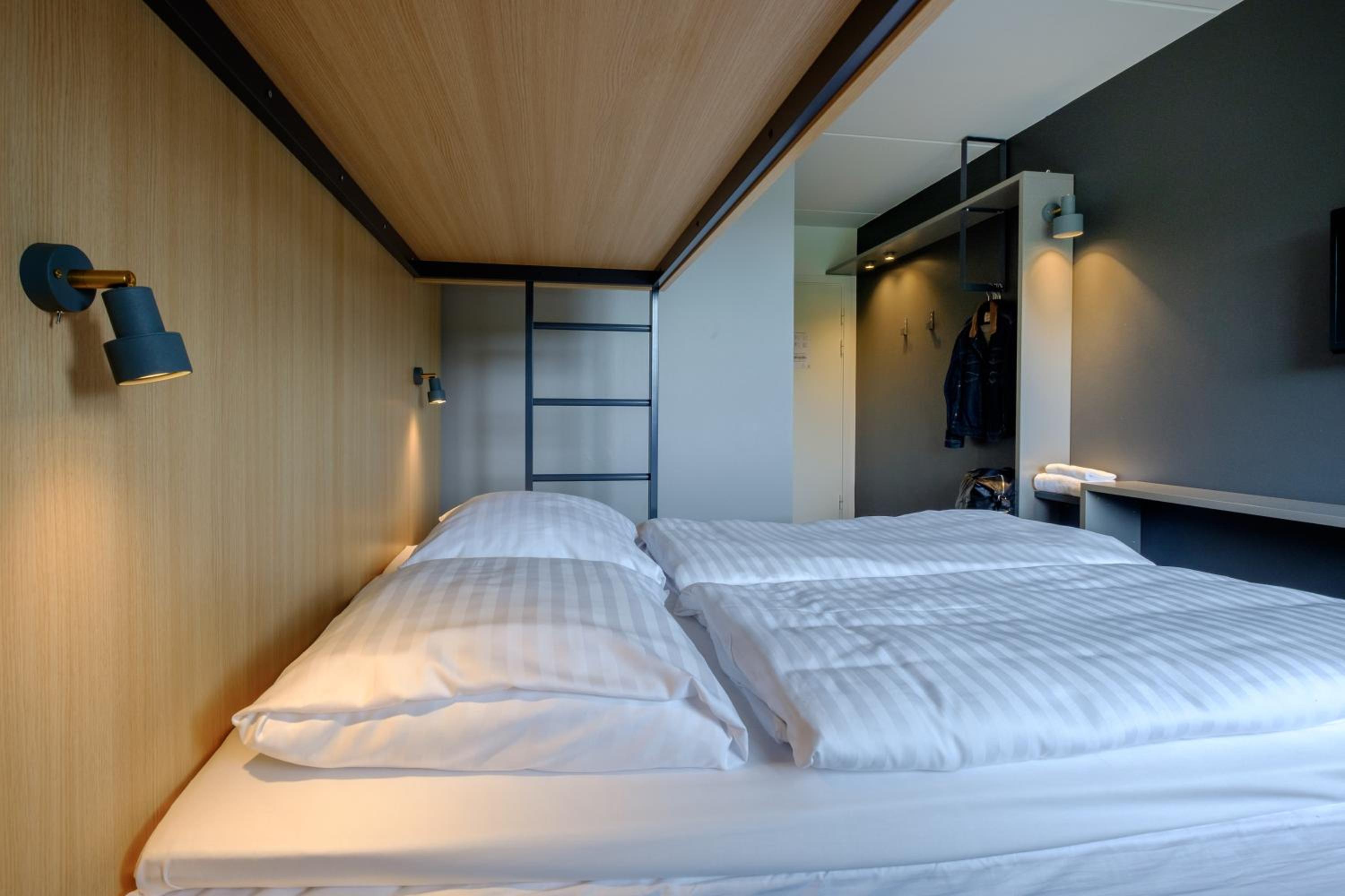 Twin Room - Photo 5