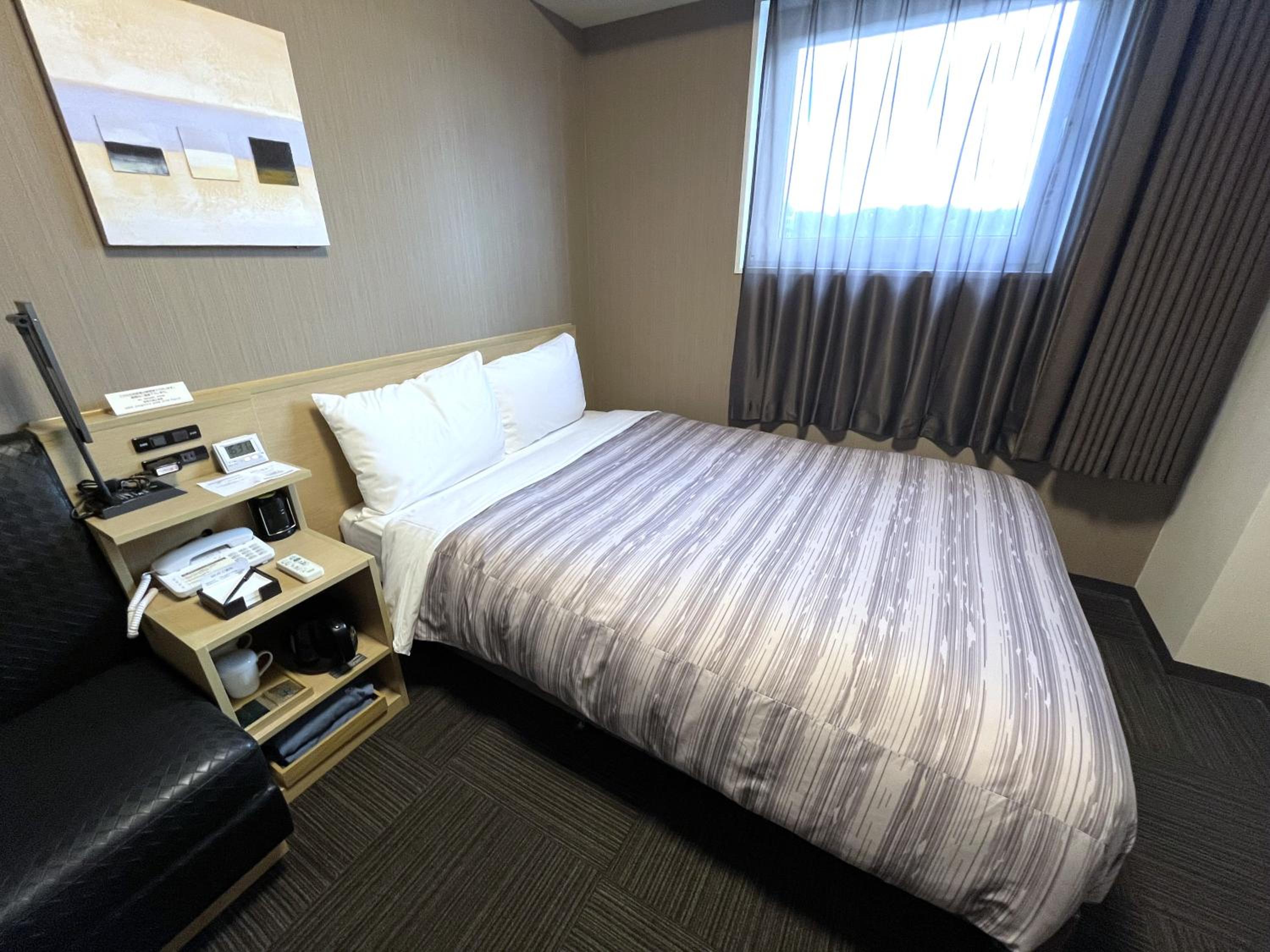 Double Room with Small Double Bed - Smoking