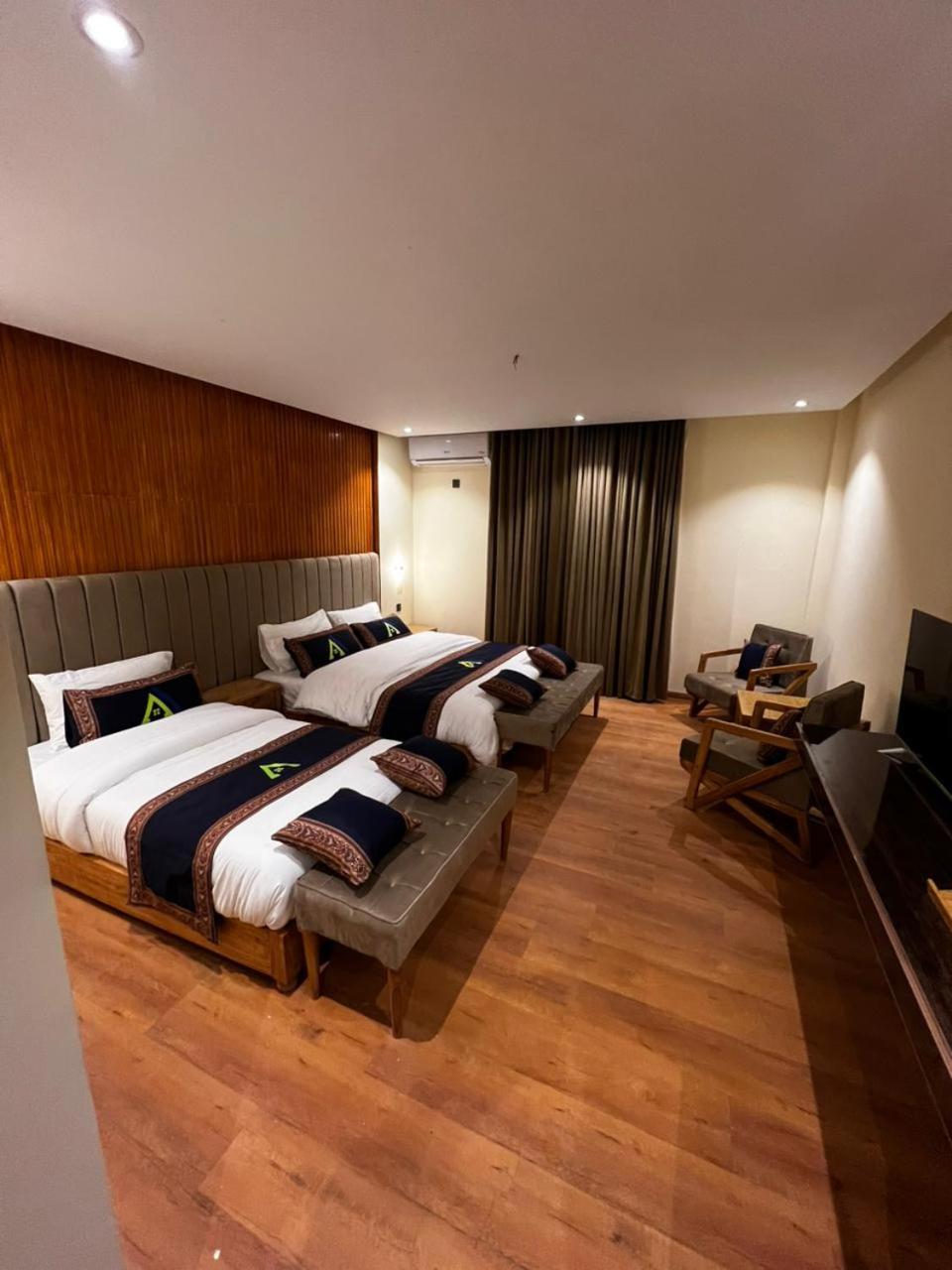 Deluxe Triple Room photo 2