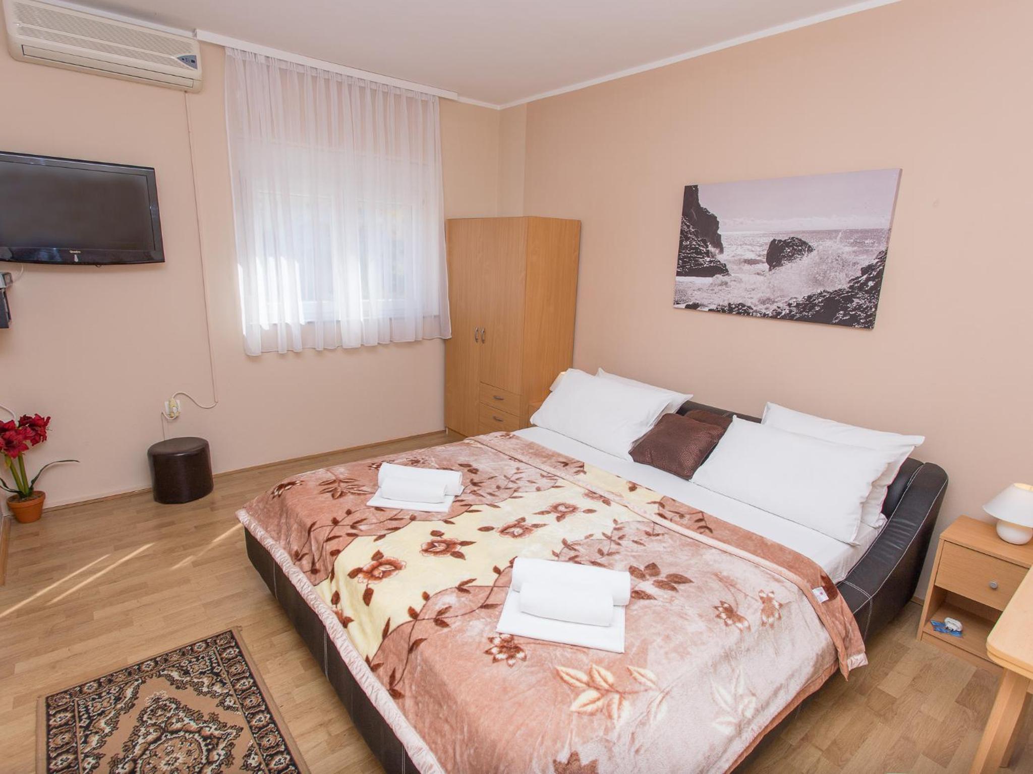 Double Room Without Balcony