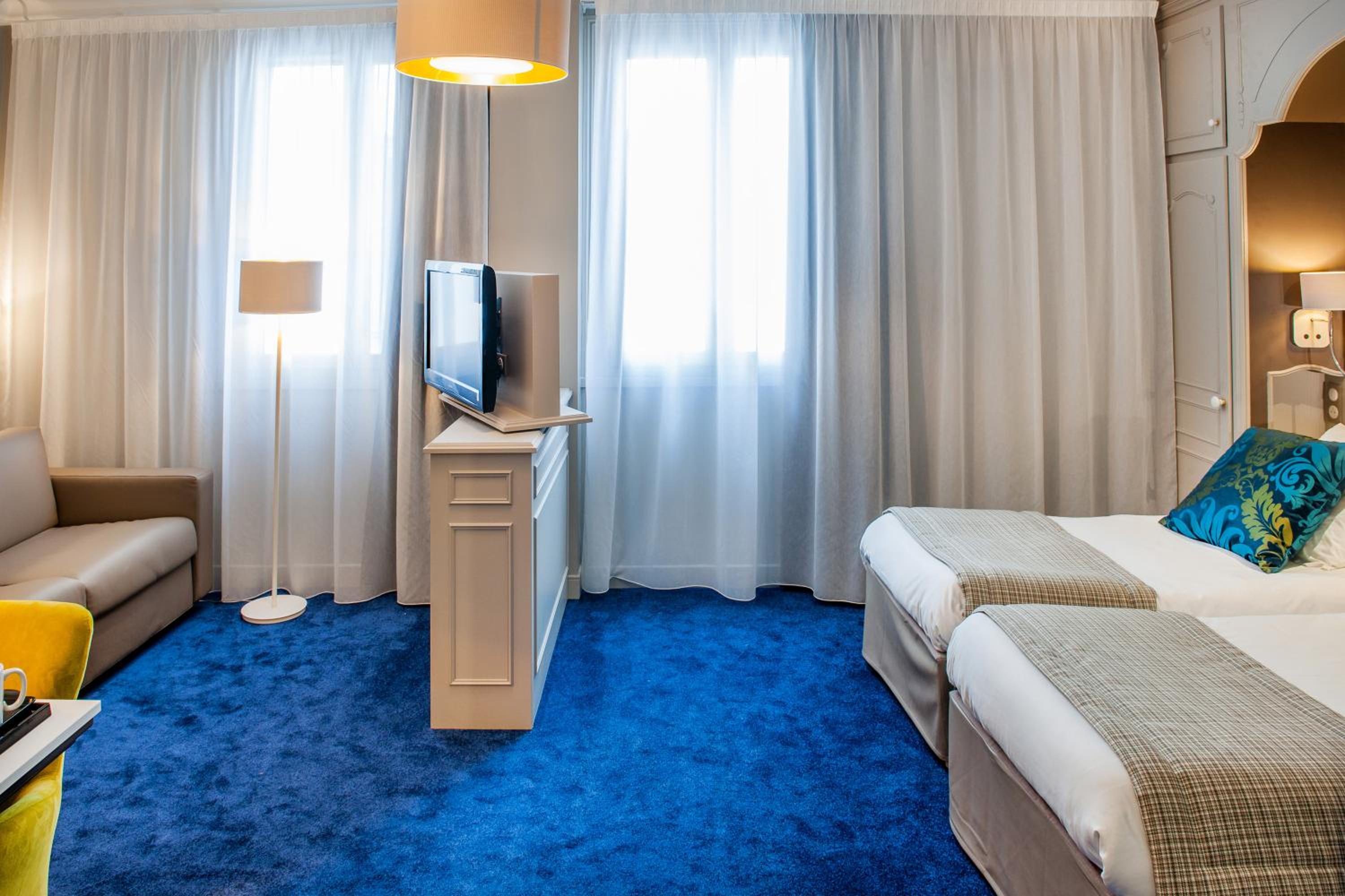 Deluxe Triple Room - Photo 7