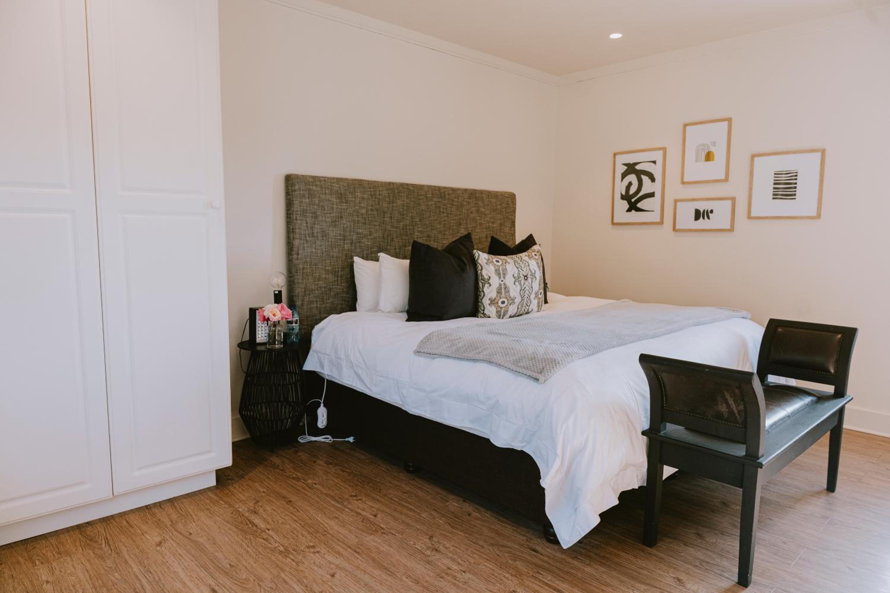 Comfort King Room
