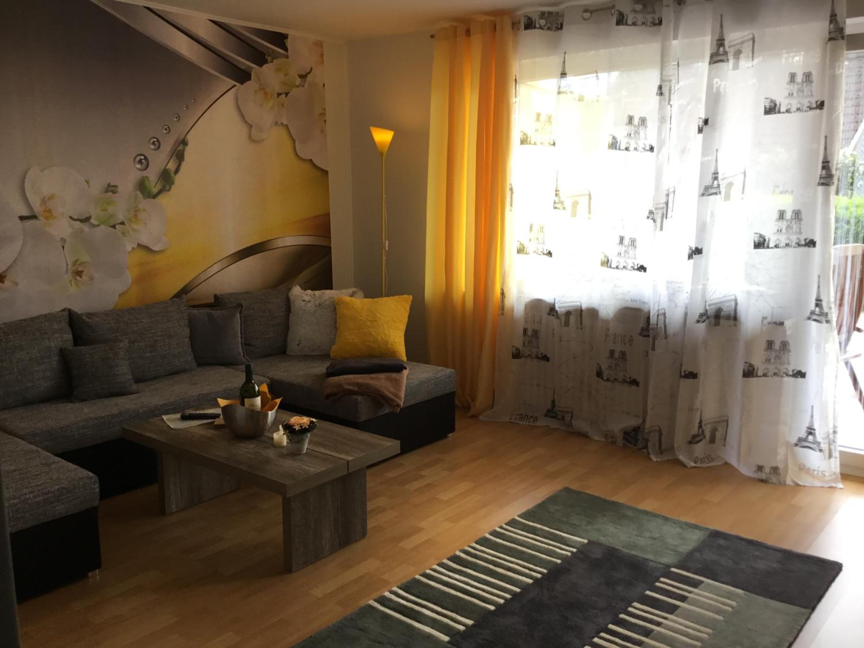One-Bedroom Apartment with Garden View photo 2