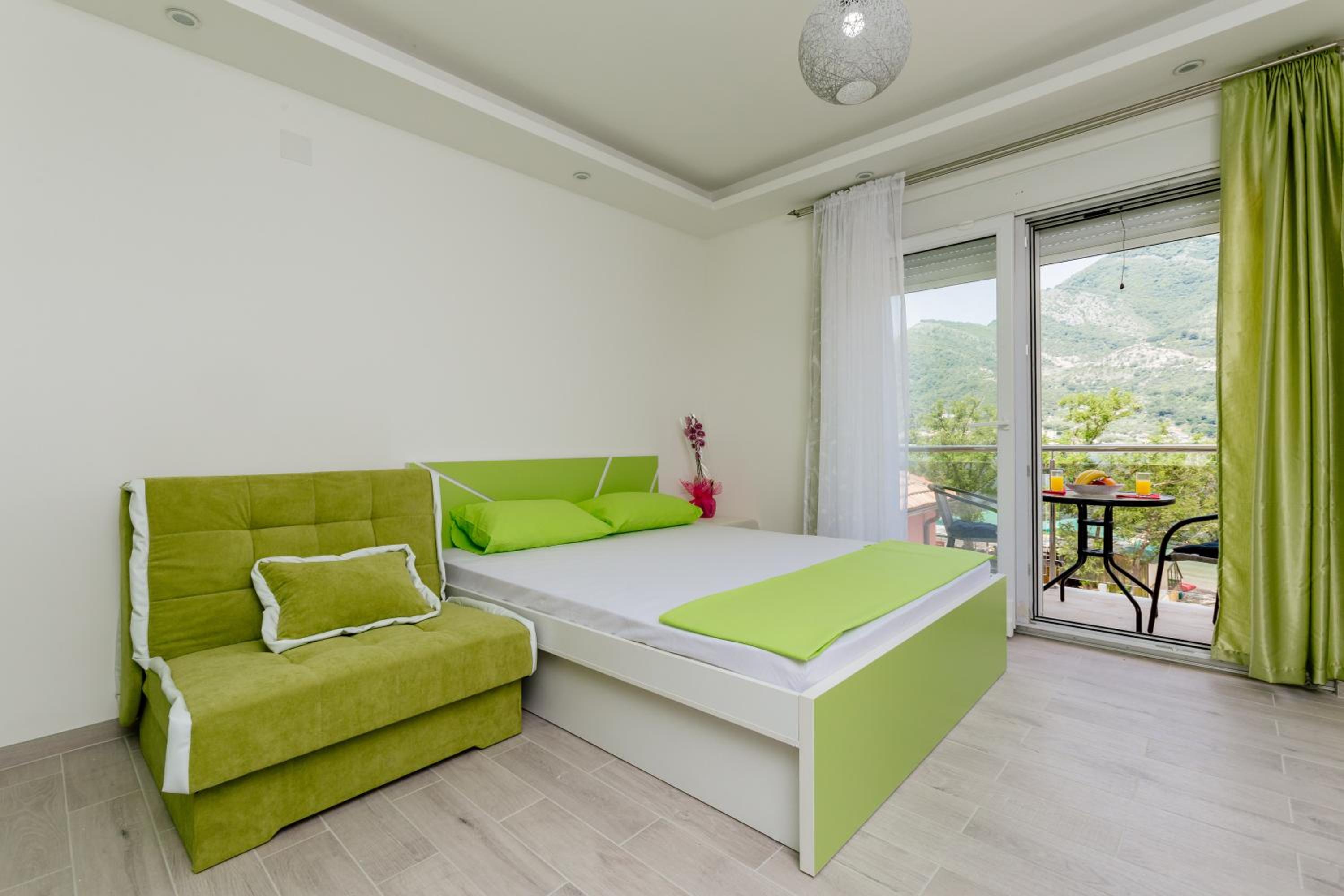 Studio with Sea View