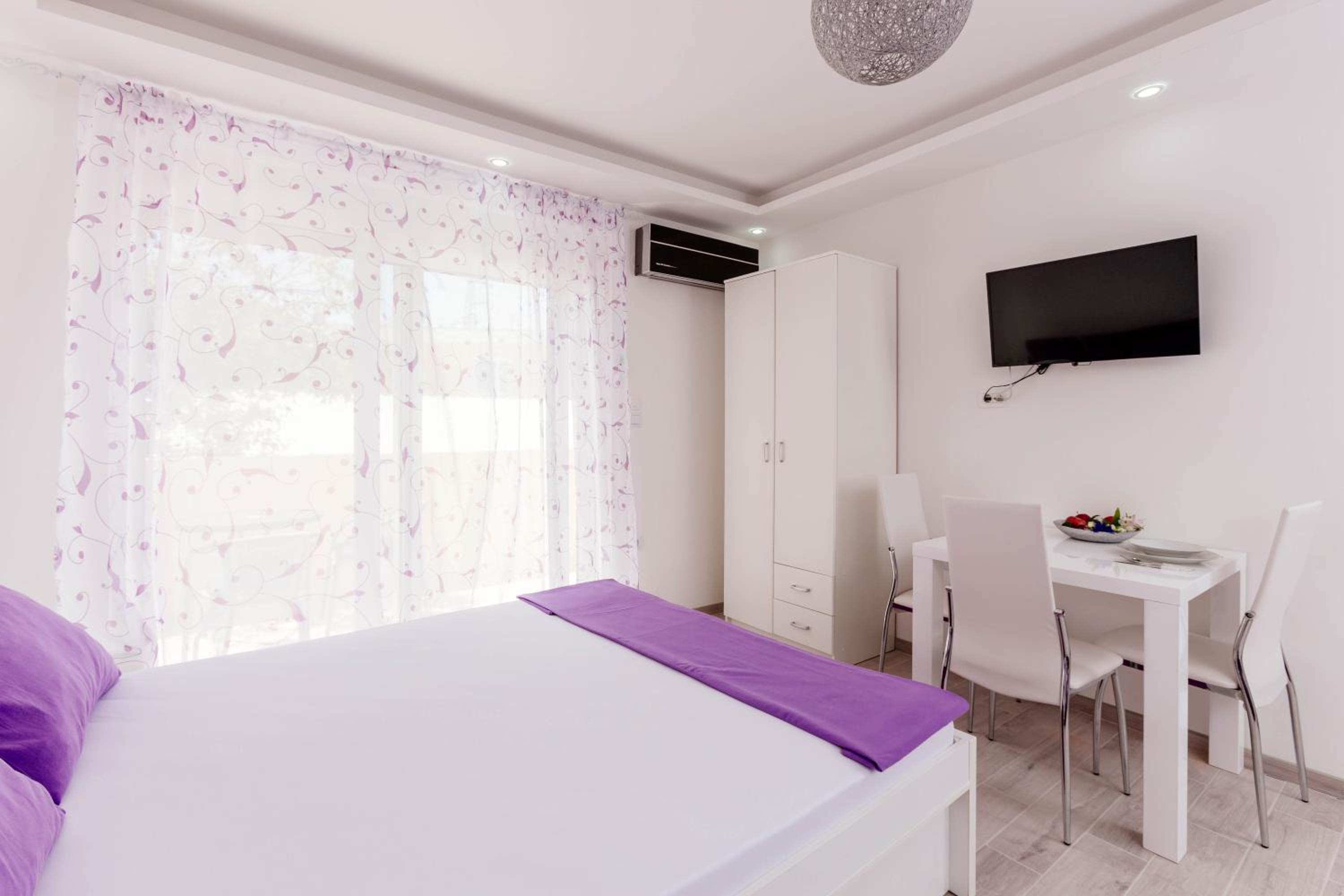 Studio with Balcony