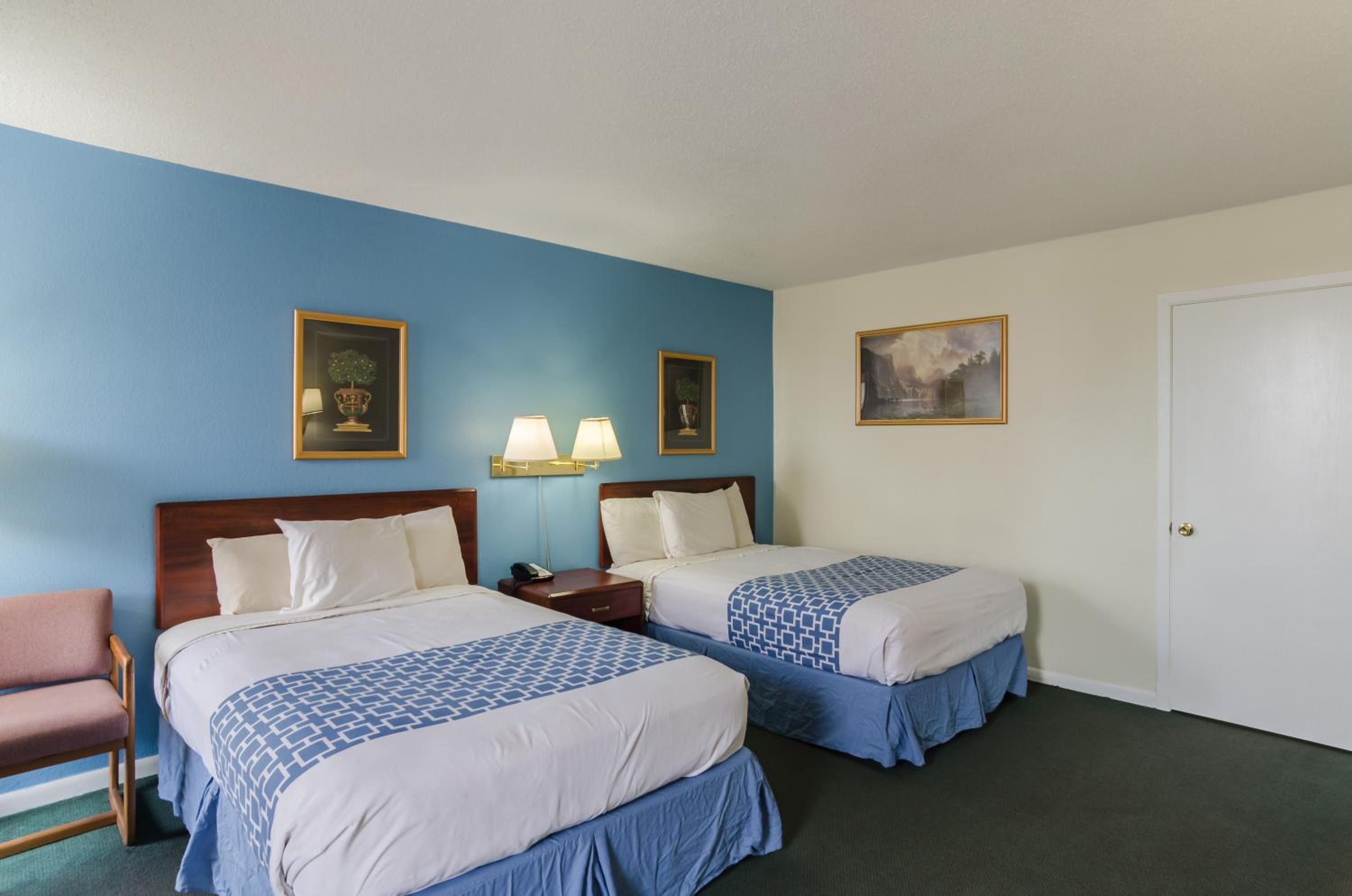 Double Room - Disability Access photo 2