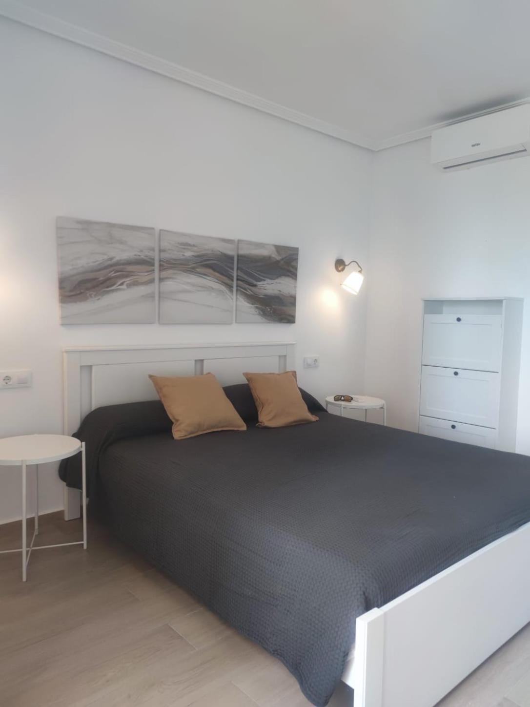 Two-Bedroom Deluxe Apartment