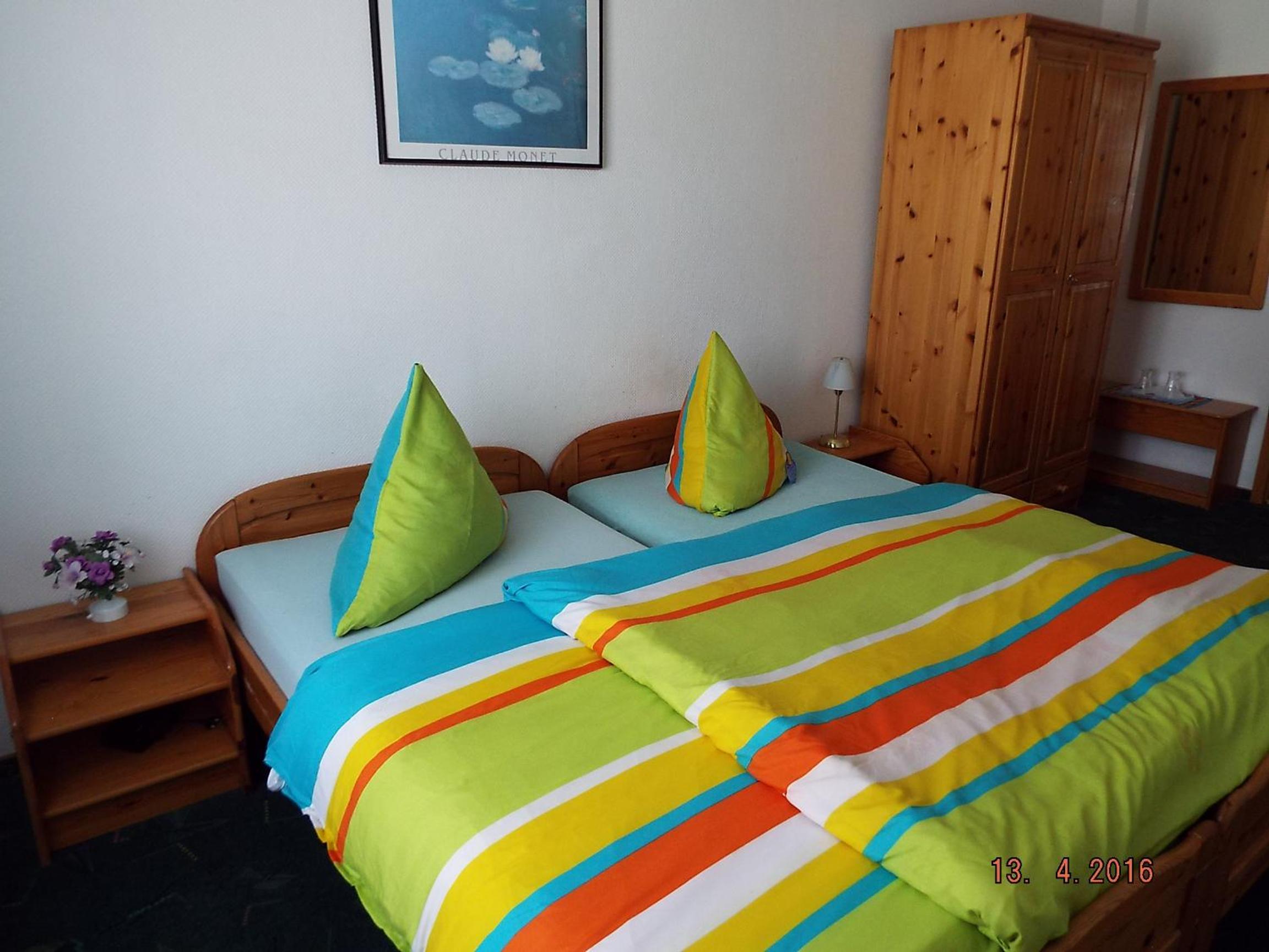 Budget Double Room photo 2