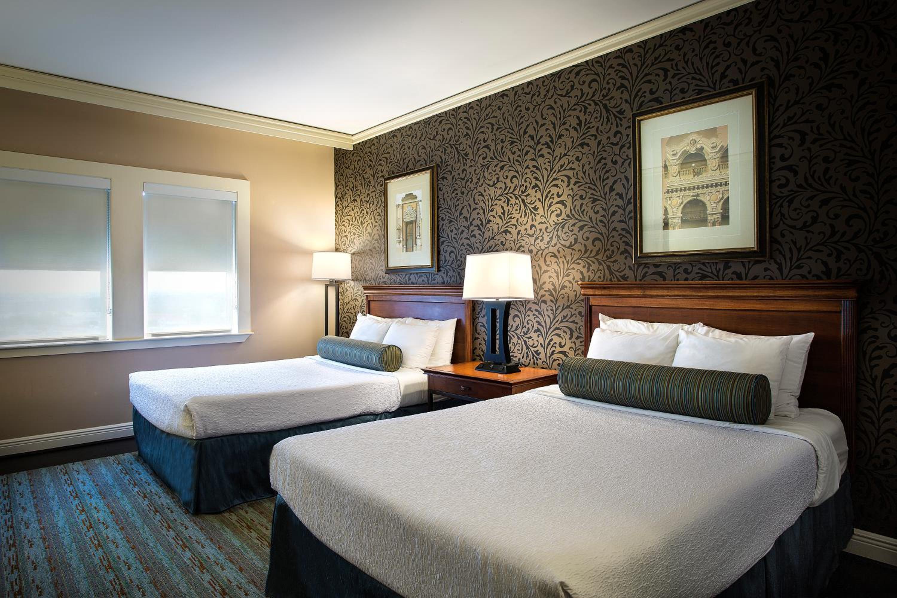 Standard Double Room with Two Double Beds - Photo 1